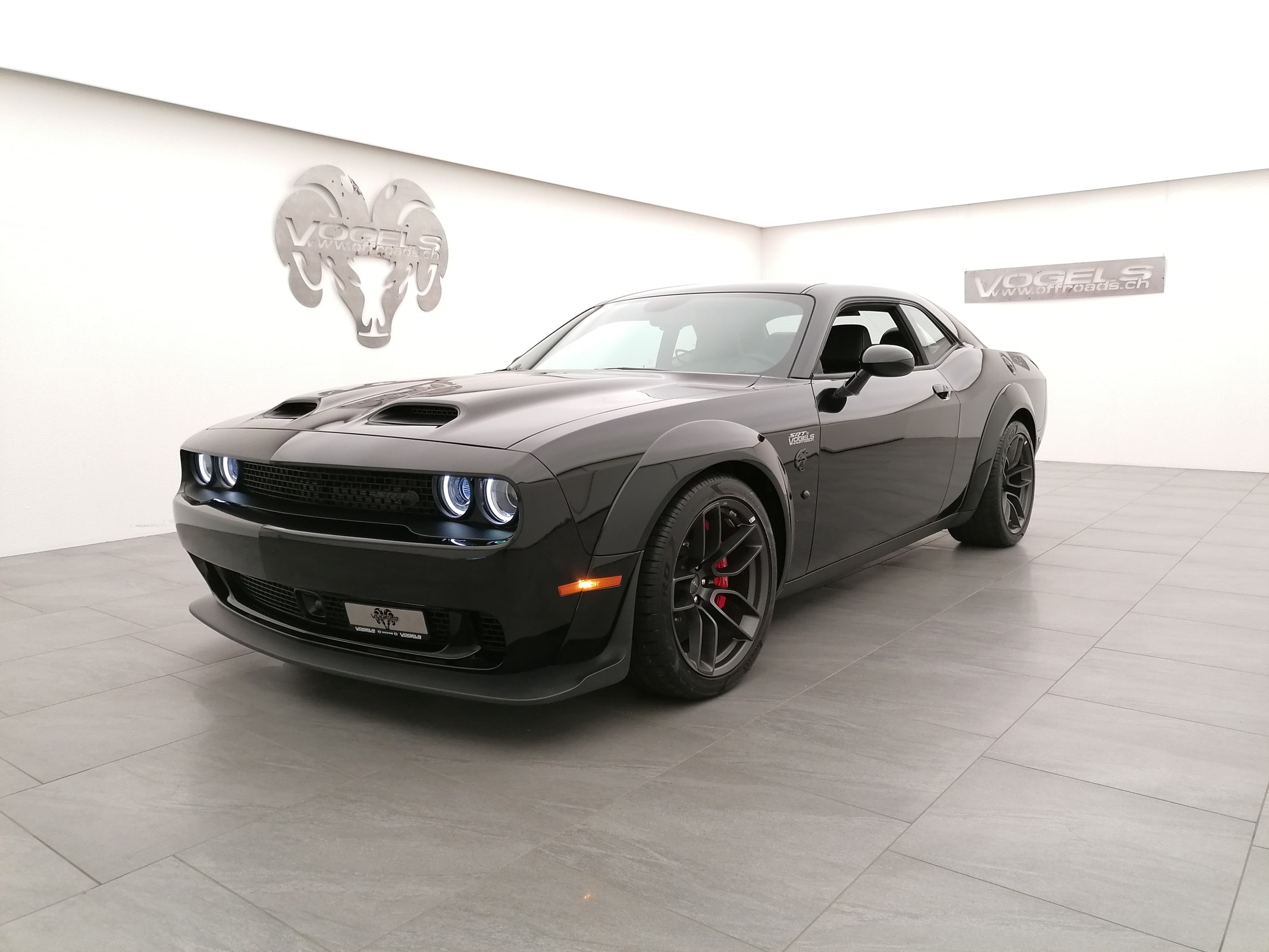 DODGE Challenger Hellcat WB Jailbreak