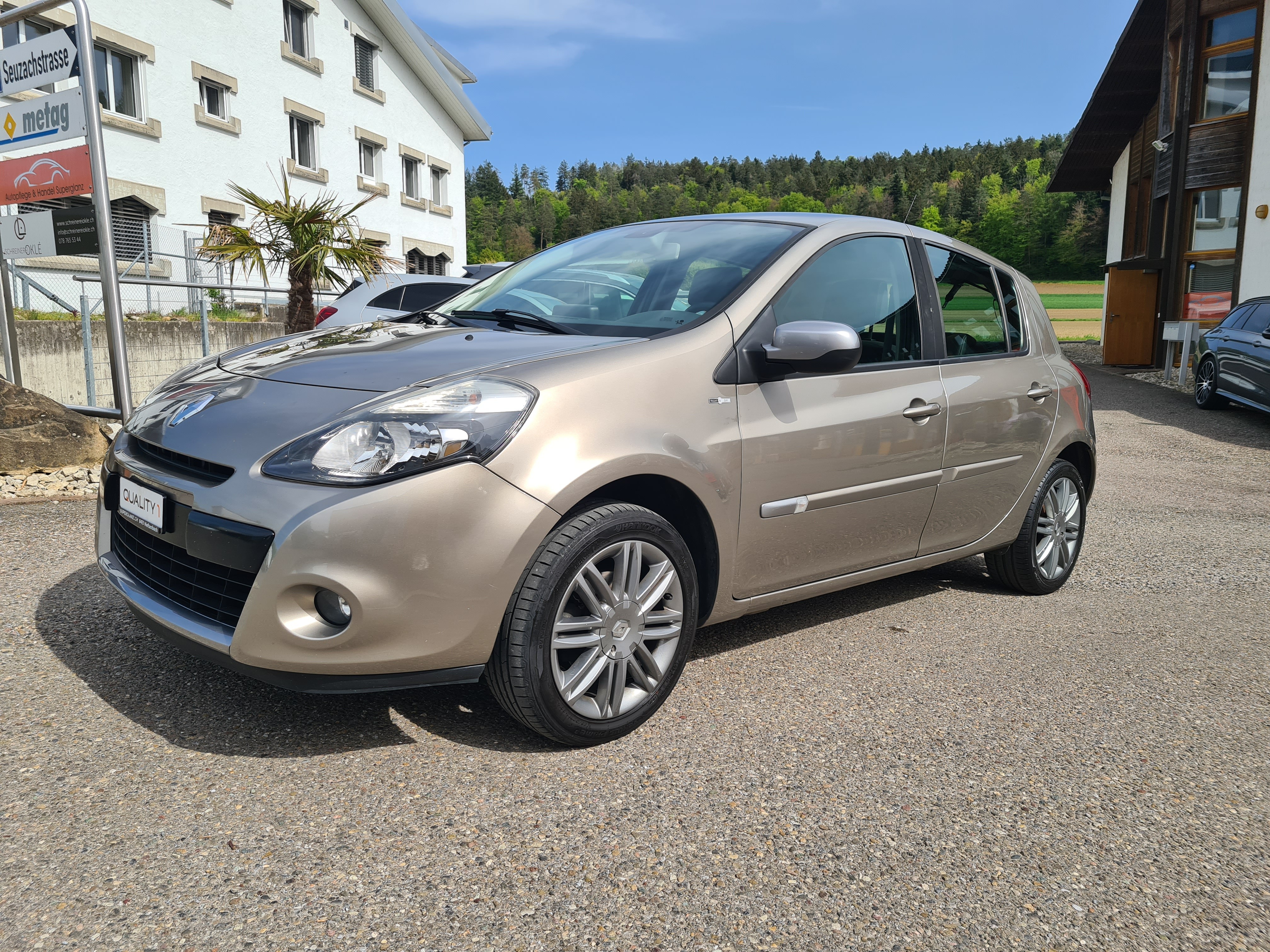 RENAULT Clio 1.2 16V Turbo Night&Day