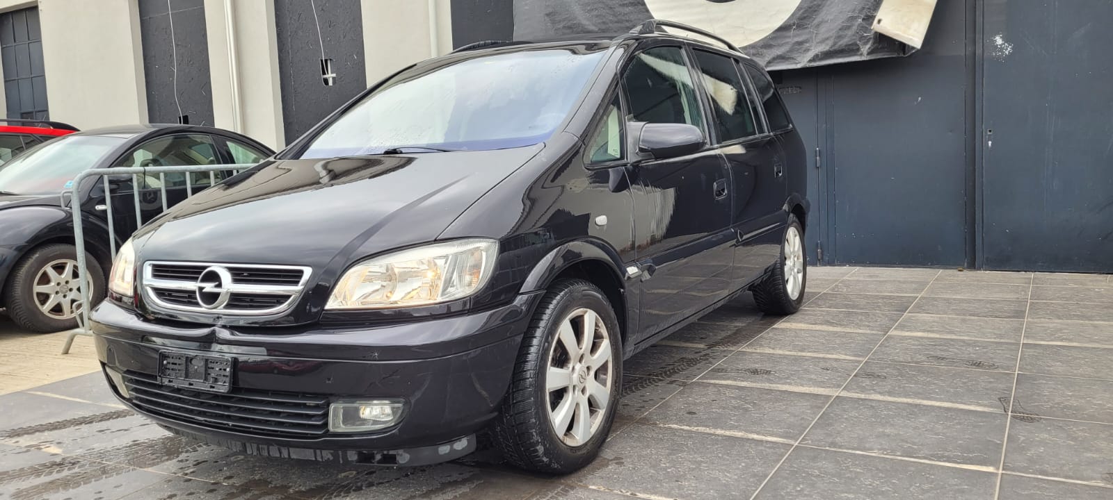 OPEL Zafira 1.8i 16V Riviera