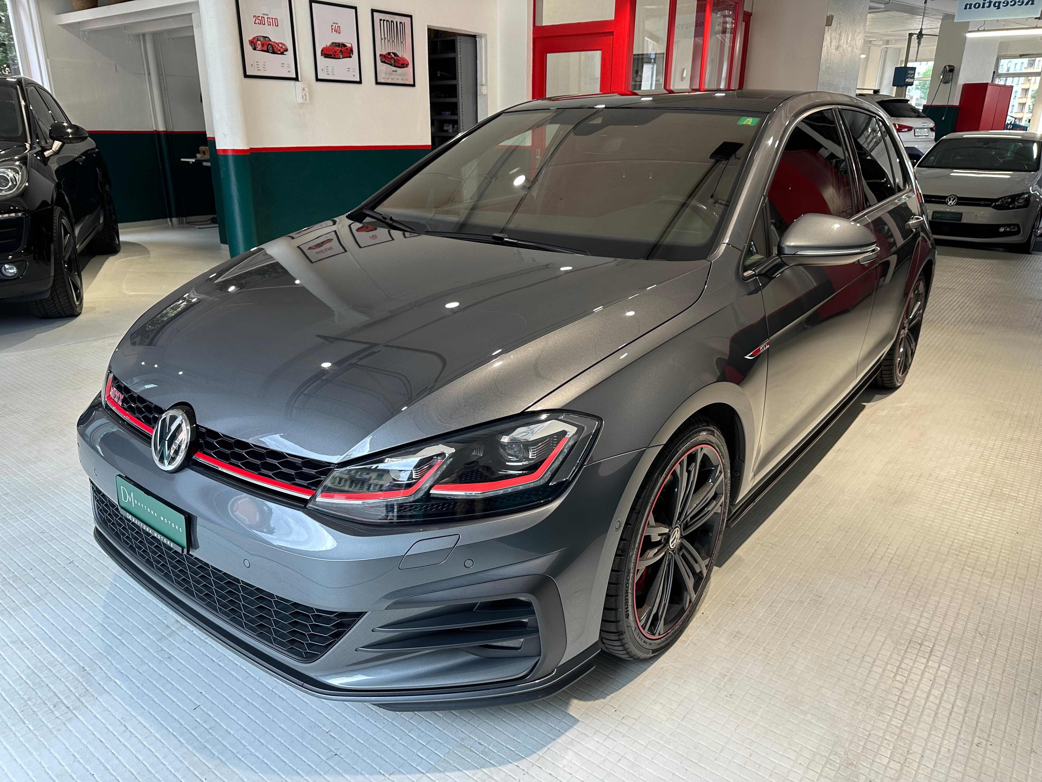 VW Golf 2.0 TSI GTI Performance DSG