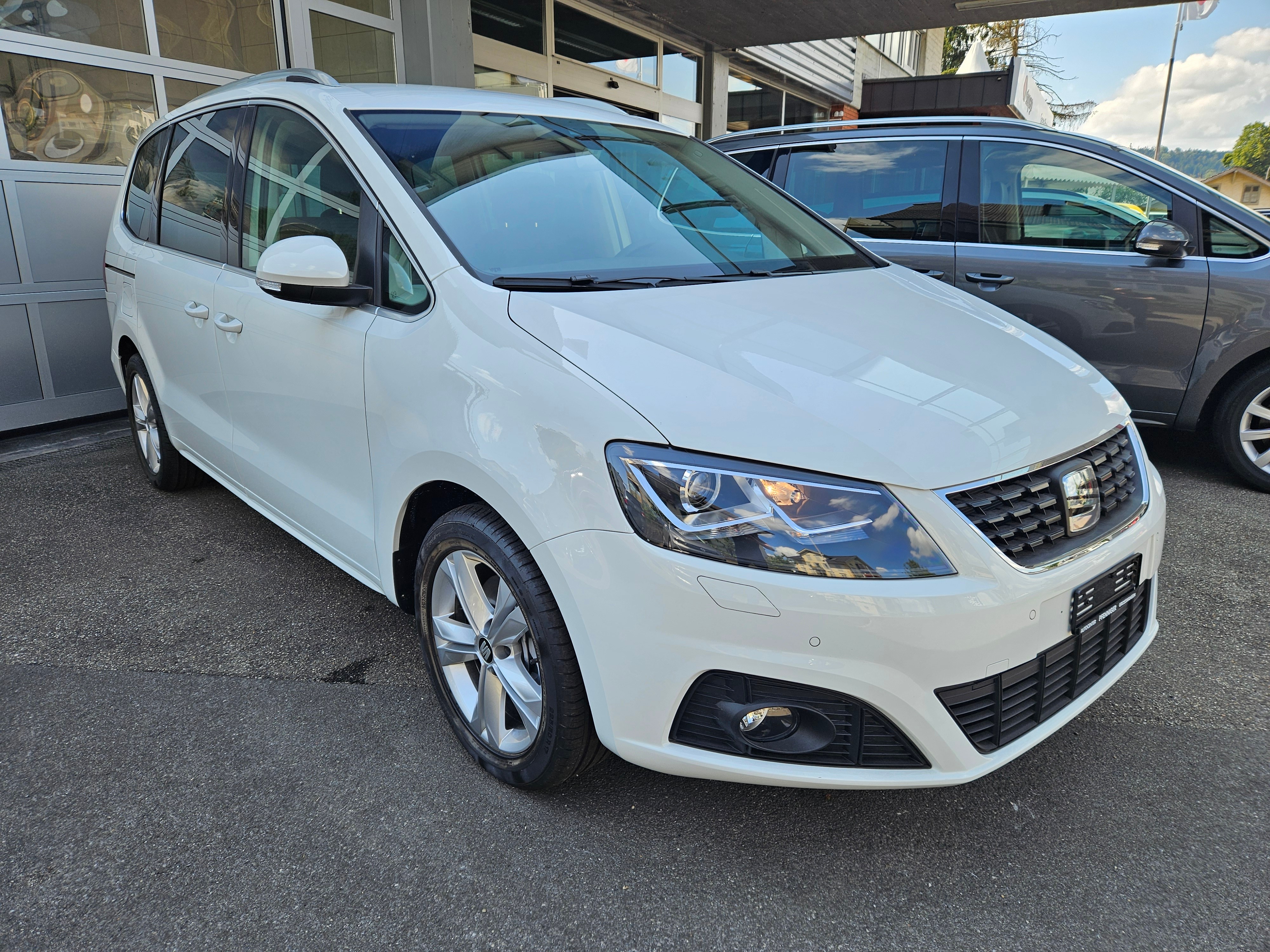 SEAT Alhambra 1.4 TSI DSG Xcellence