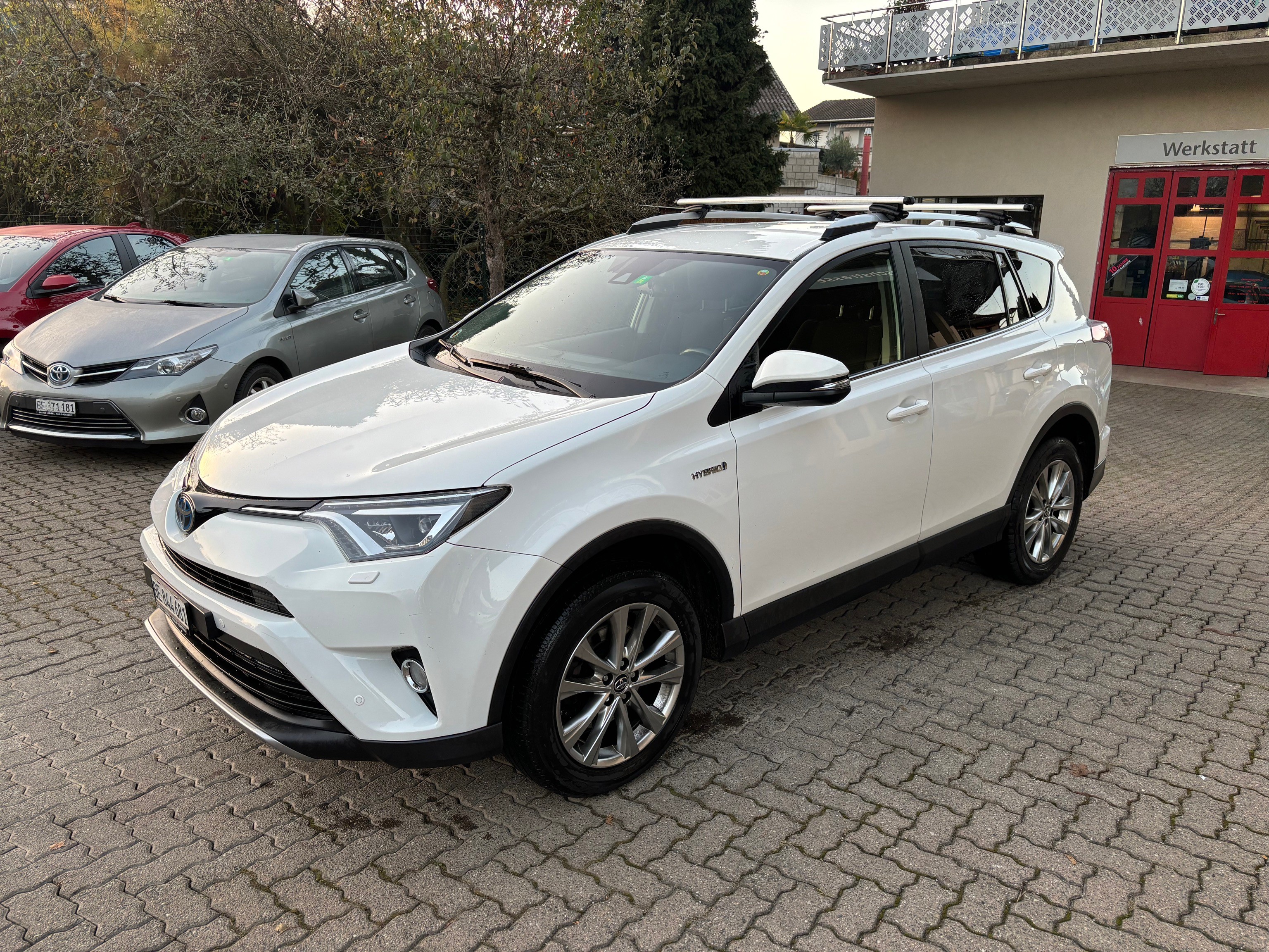 TOYOTA RAV-4 2.5 HSD Trend e-CVT