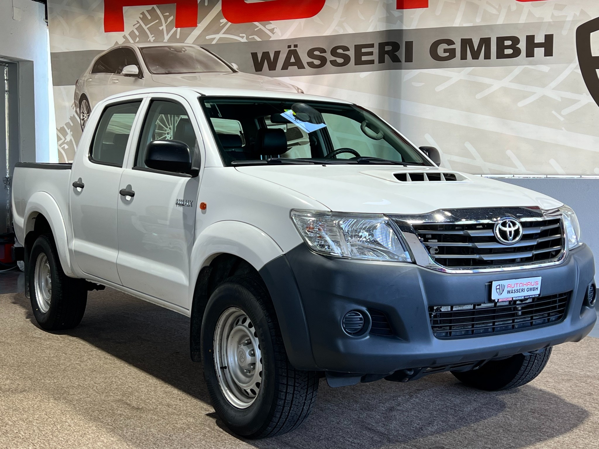 TOYOTA Hilux 2.5D 4WD Double Cab Luna