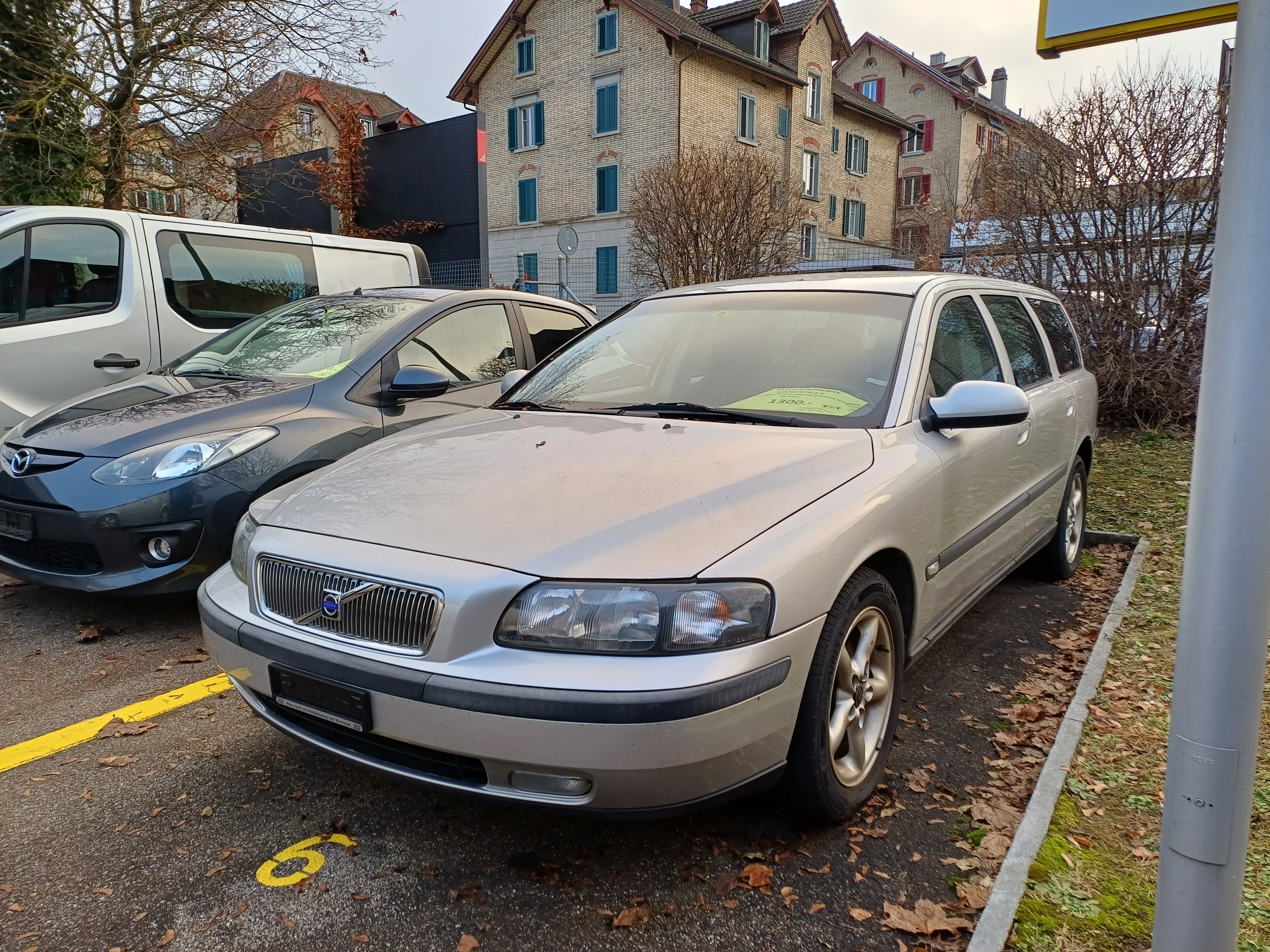 VOLVO V70 2.4