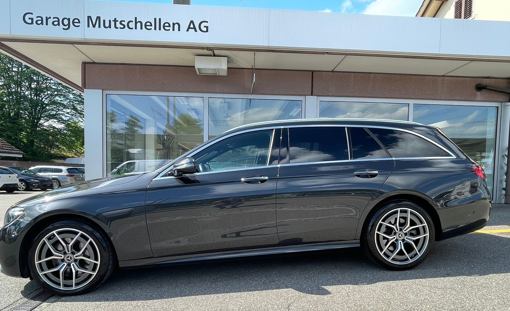 MERCEDES-BENZ E 400 d 330PS T 4Matic AMG Line 9G-Tronic CH-Auto 57% unter NP mit Werksgarantie Gratis-Service