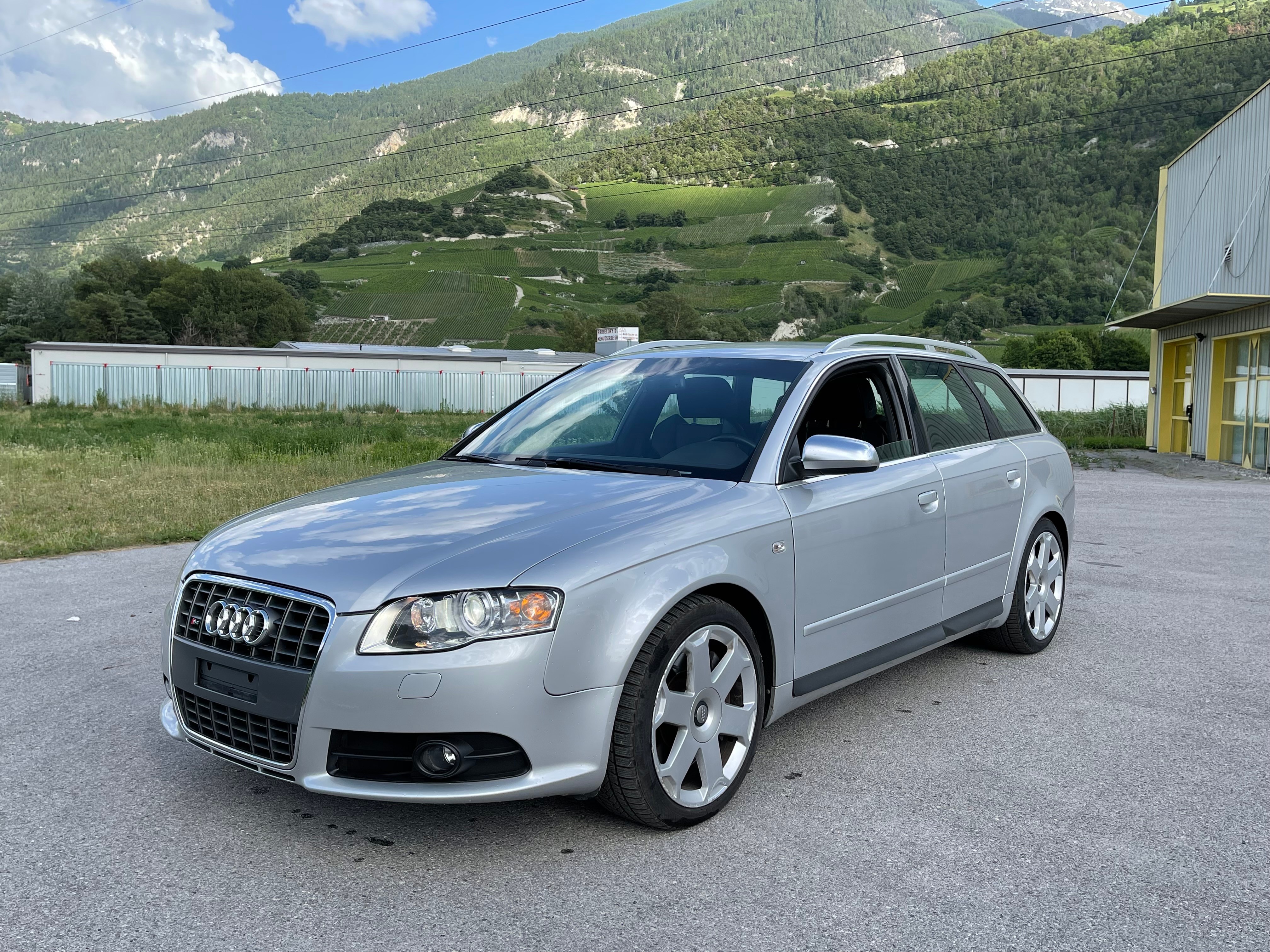 AUDI S4 Avant 4.2 V8 quattro