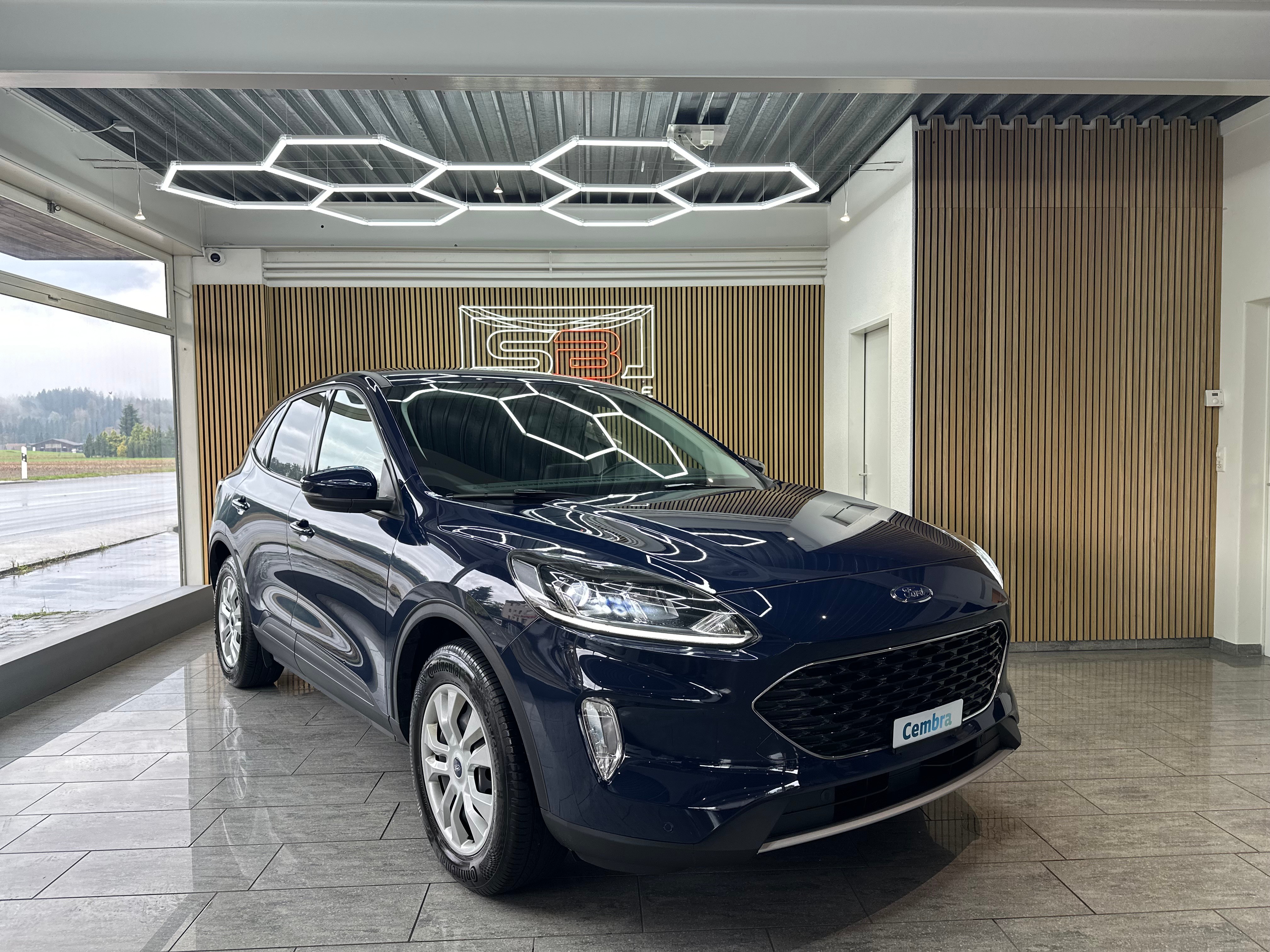 FORD Kuga 2.0 TDCi EcoBlue Cool & Connect 4WD