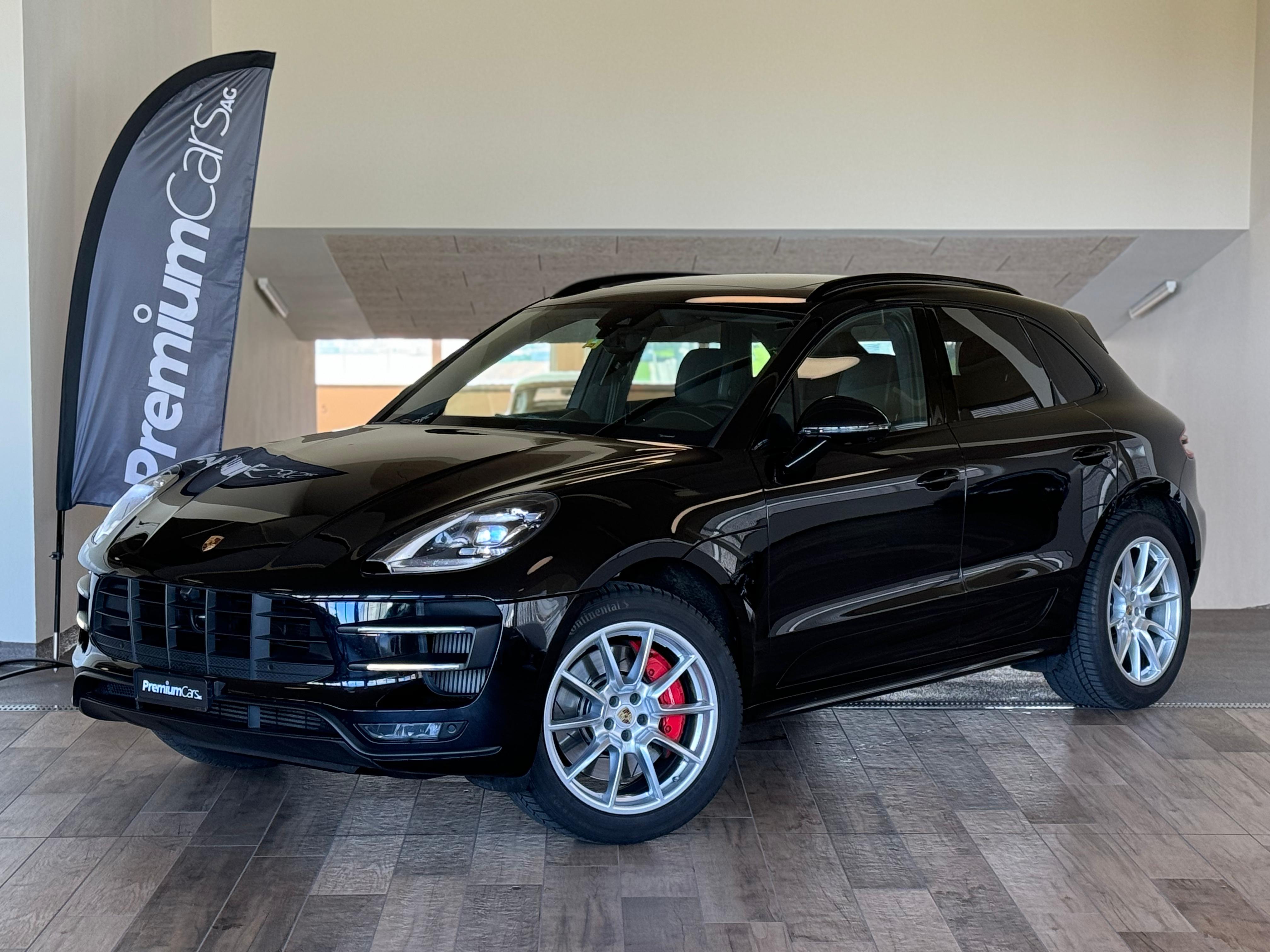 PORSCHE Macan Turbo Performance PDK