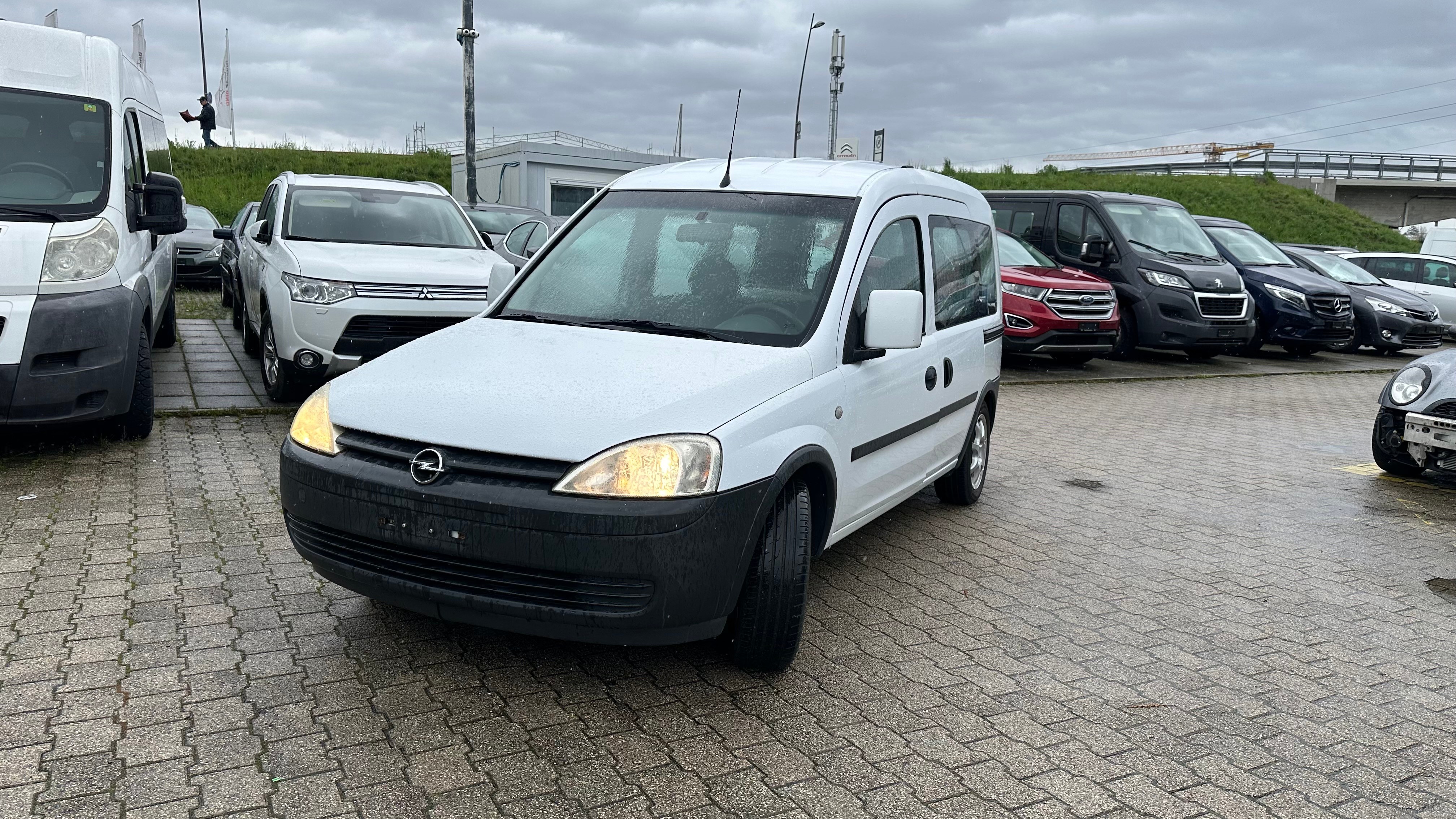 OPEL Combo 1.6 CNG ecoFLEX Enjoy