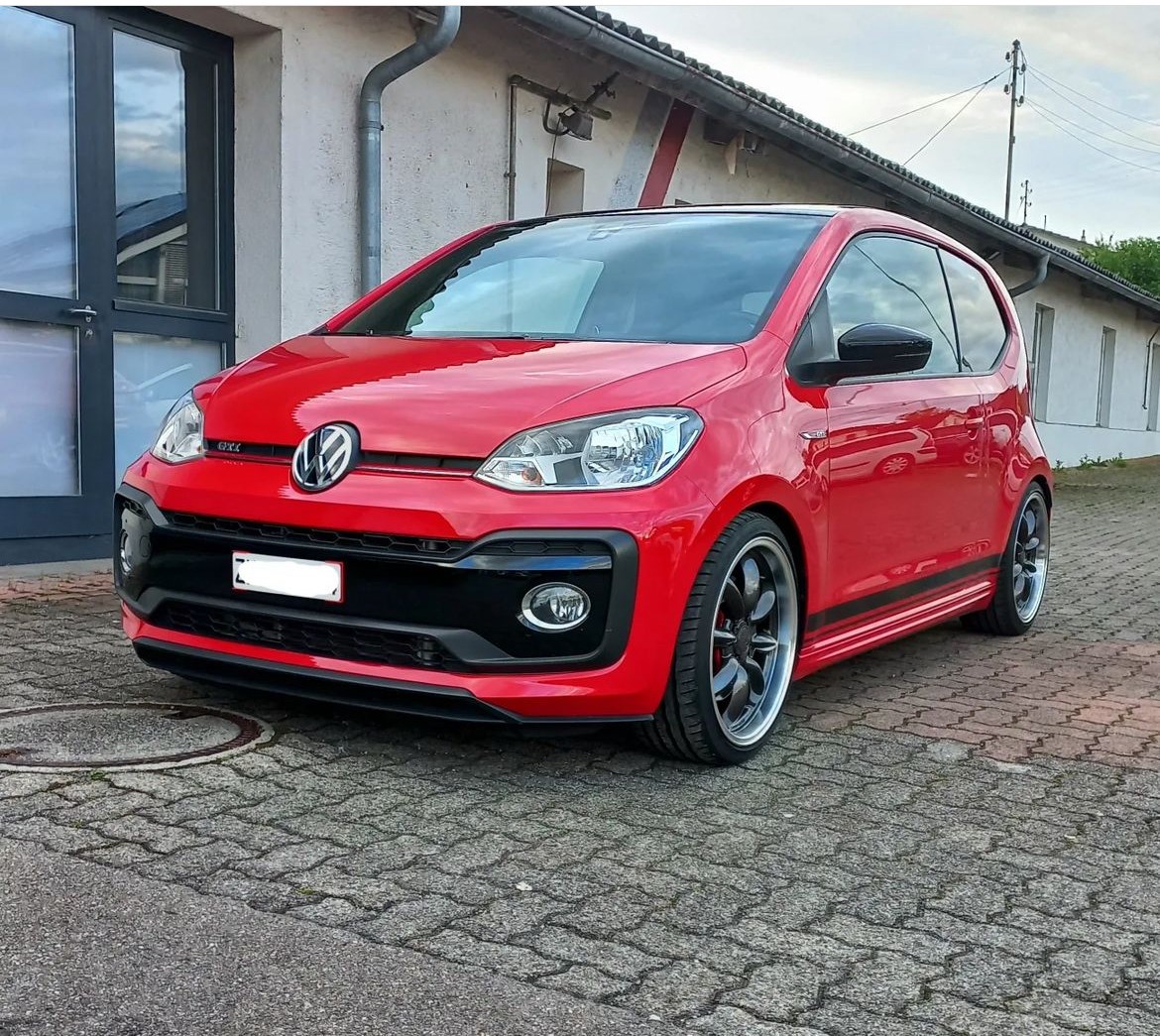 VW Up 1.0 TSI GTI