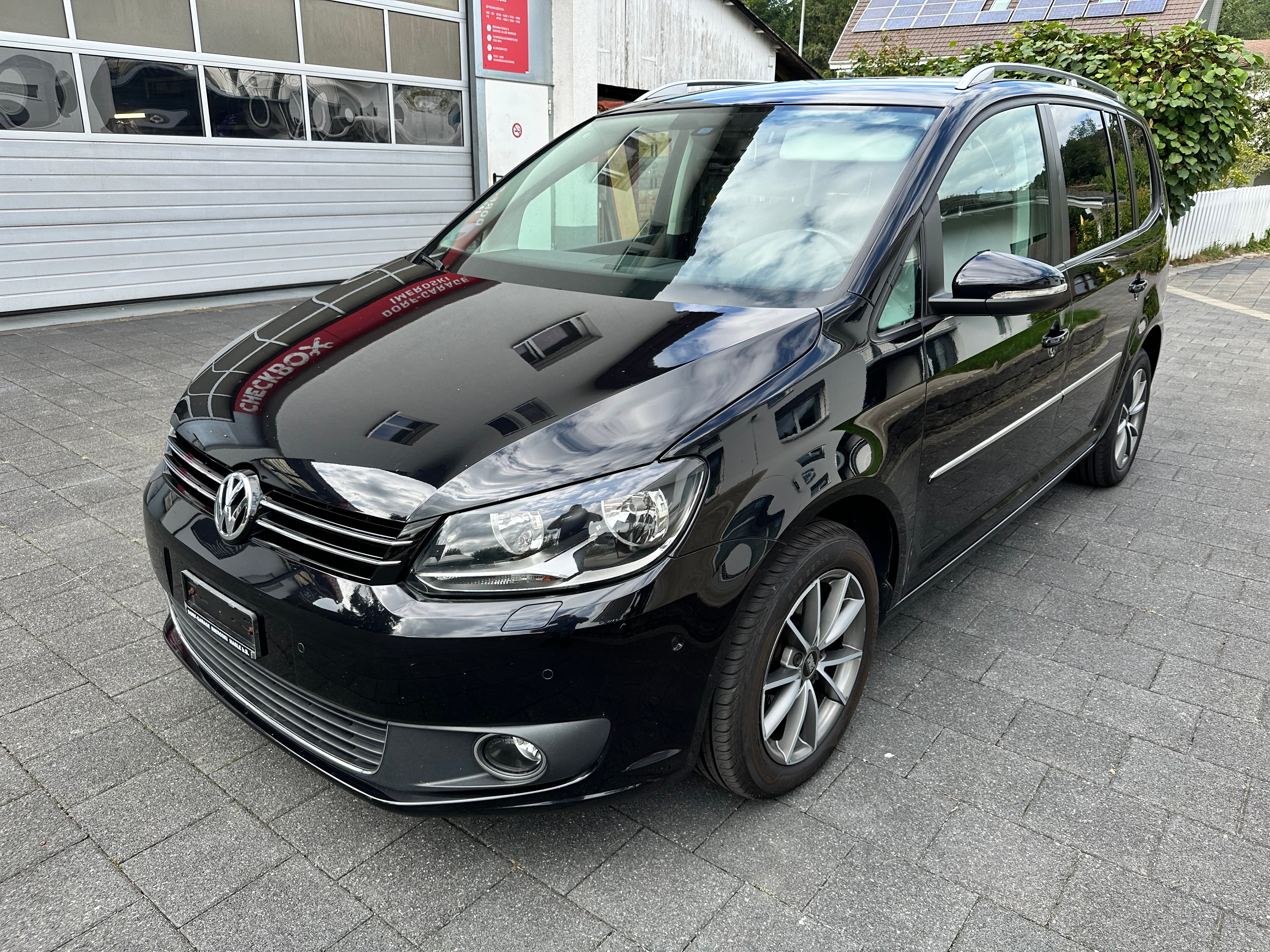 VW Touran 1.4 TSI Highline DSG