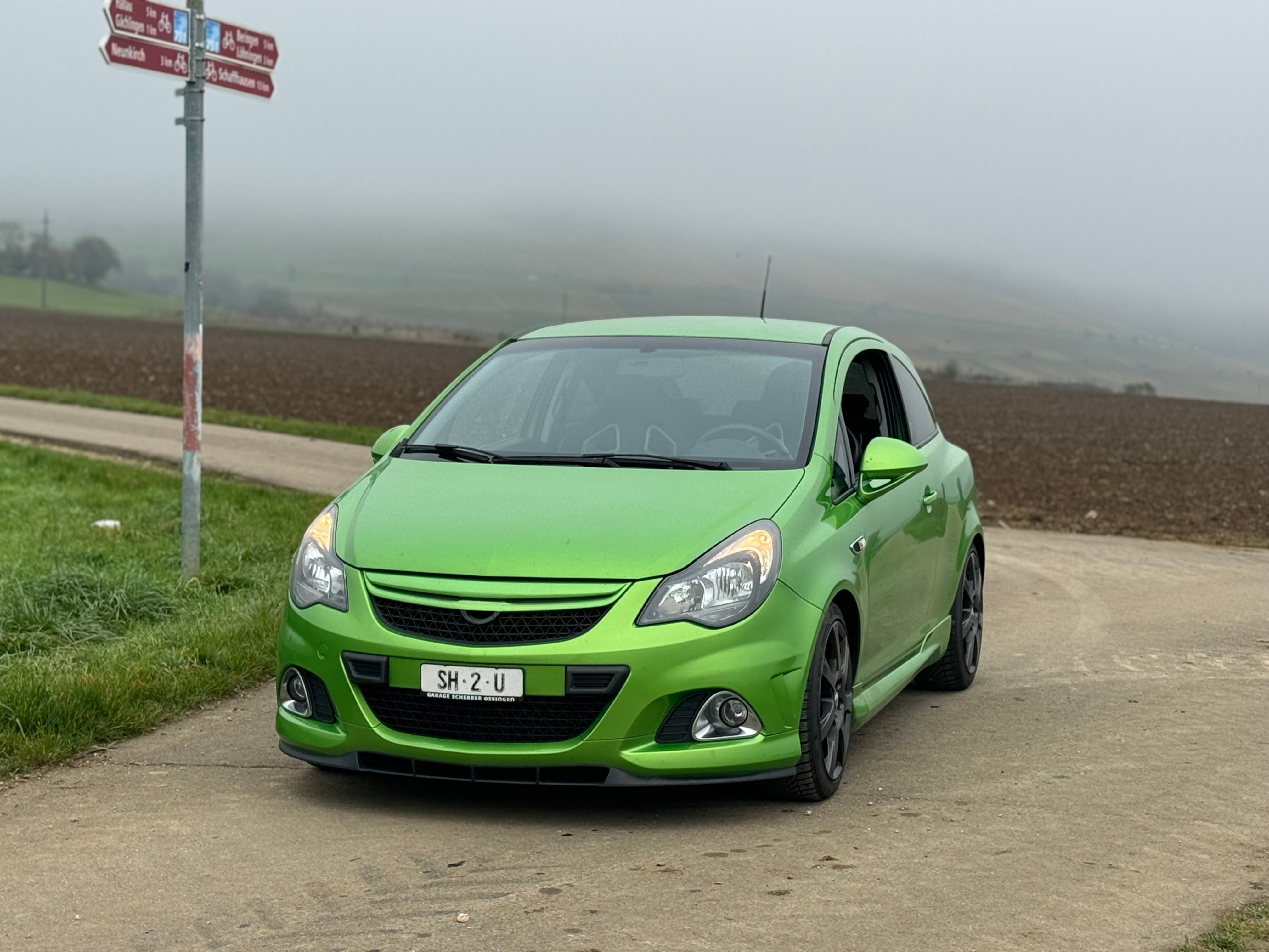 OPEL Corsa 1.6 Turbo OPC Nürburgring Edition