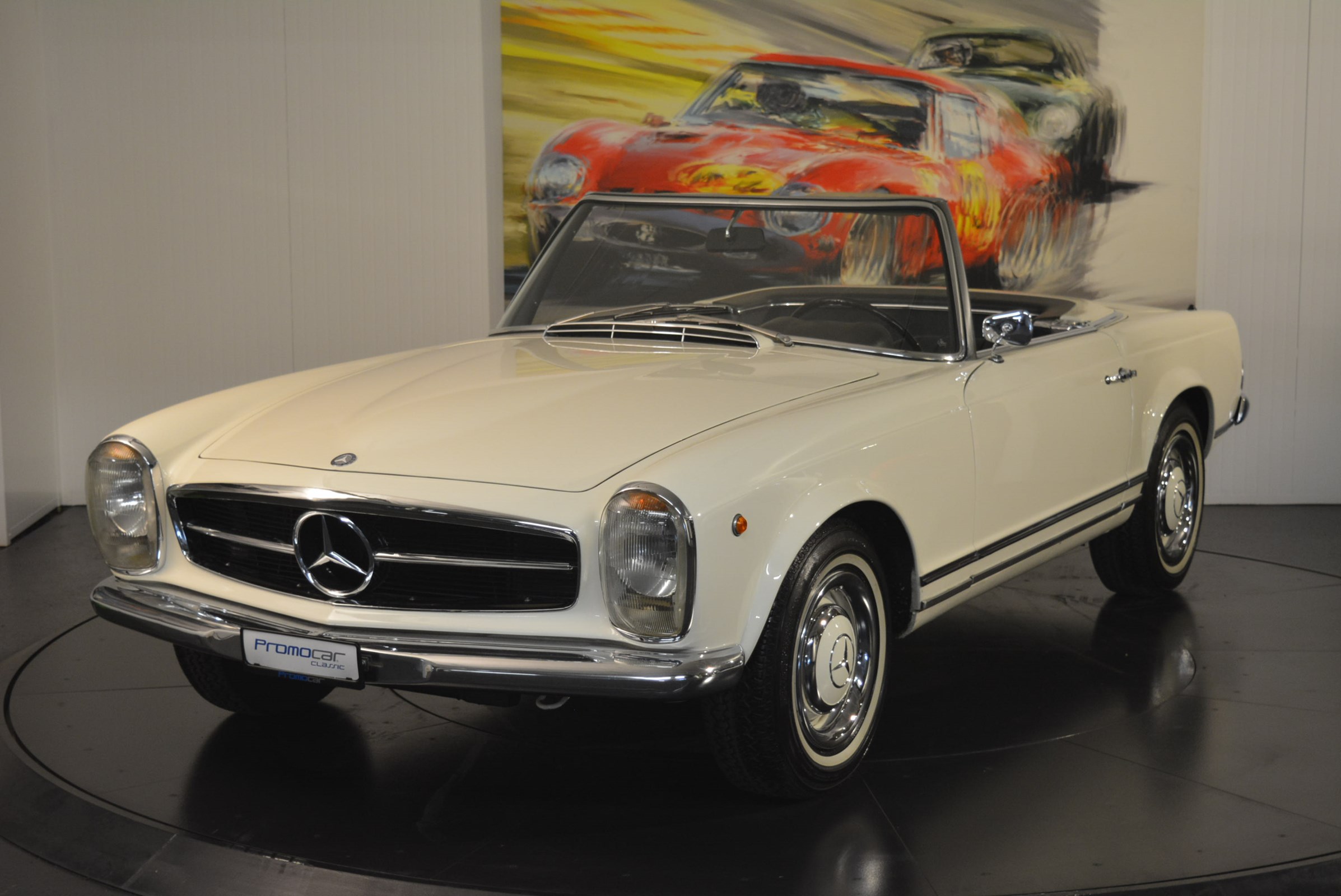 MERCEDES-BENZ SL 230 pagoda