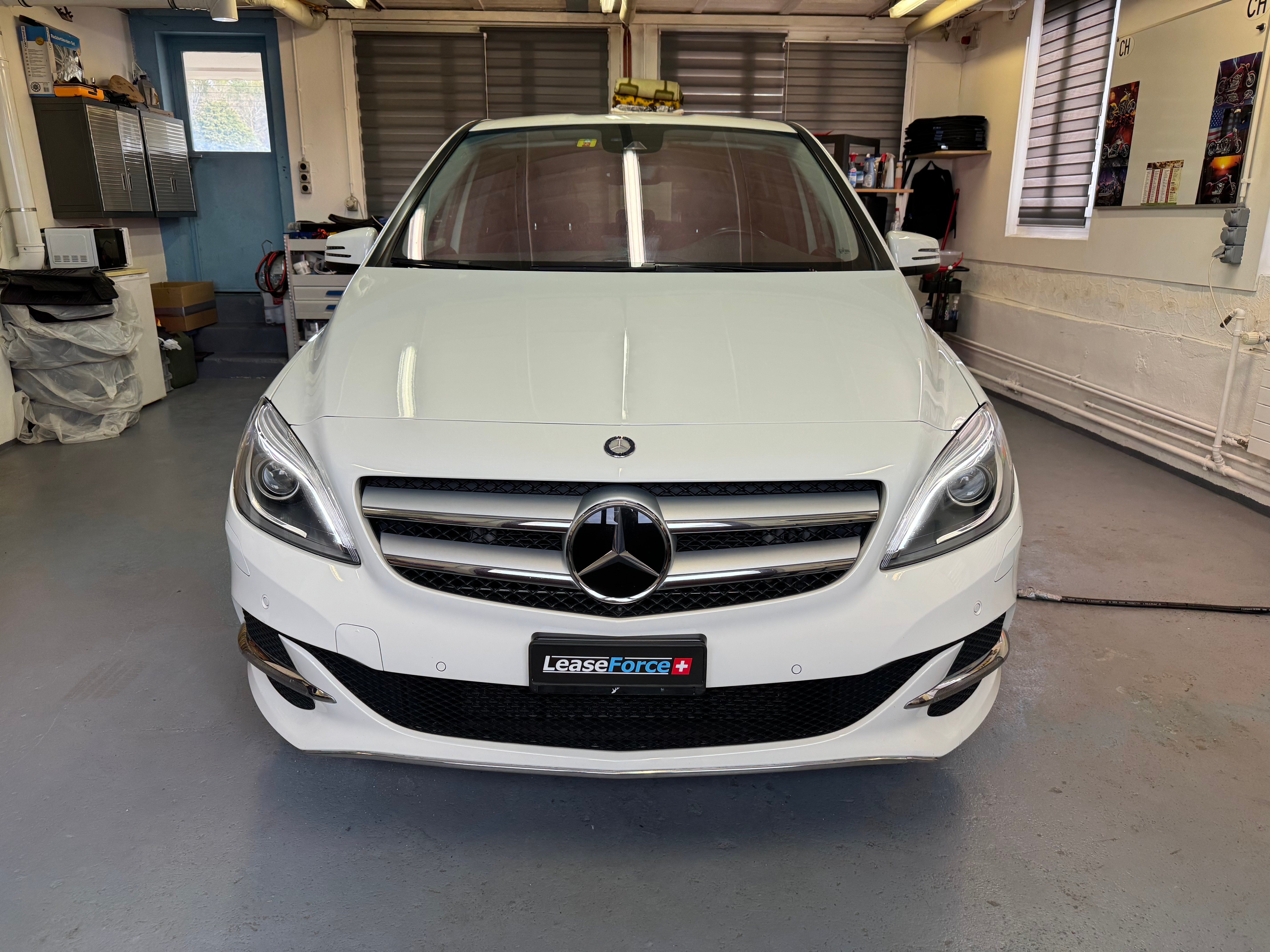 MERCEDES-BENZ B Electric Drive Style