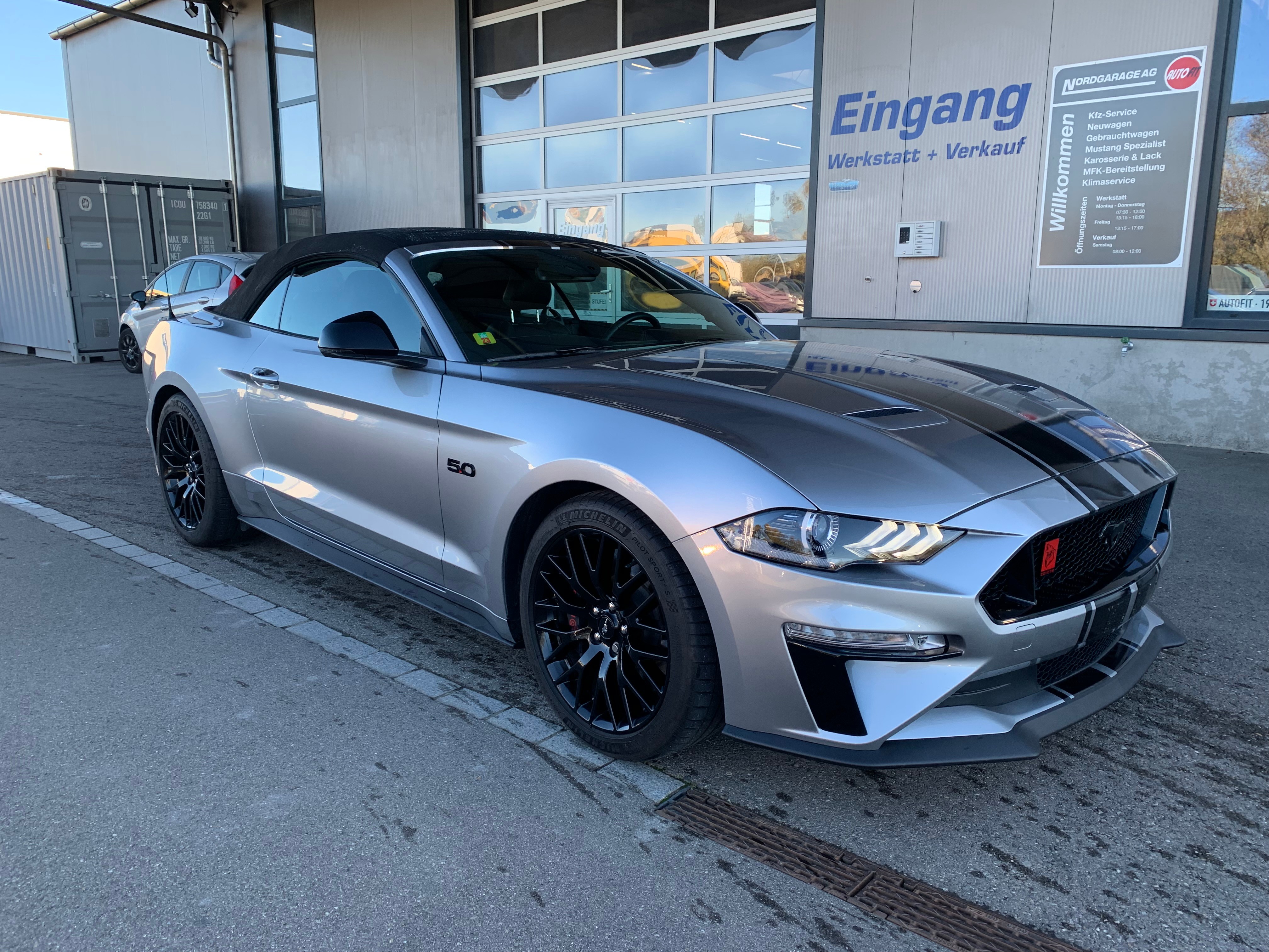 FORD Mustang Convertible 5.0 V8 GT Automat