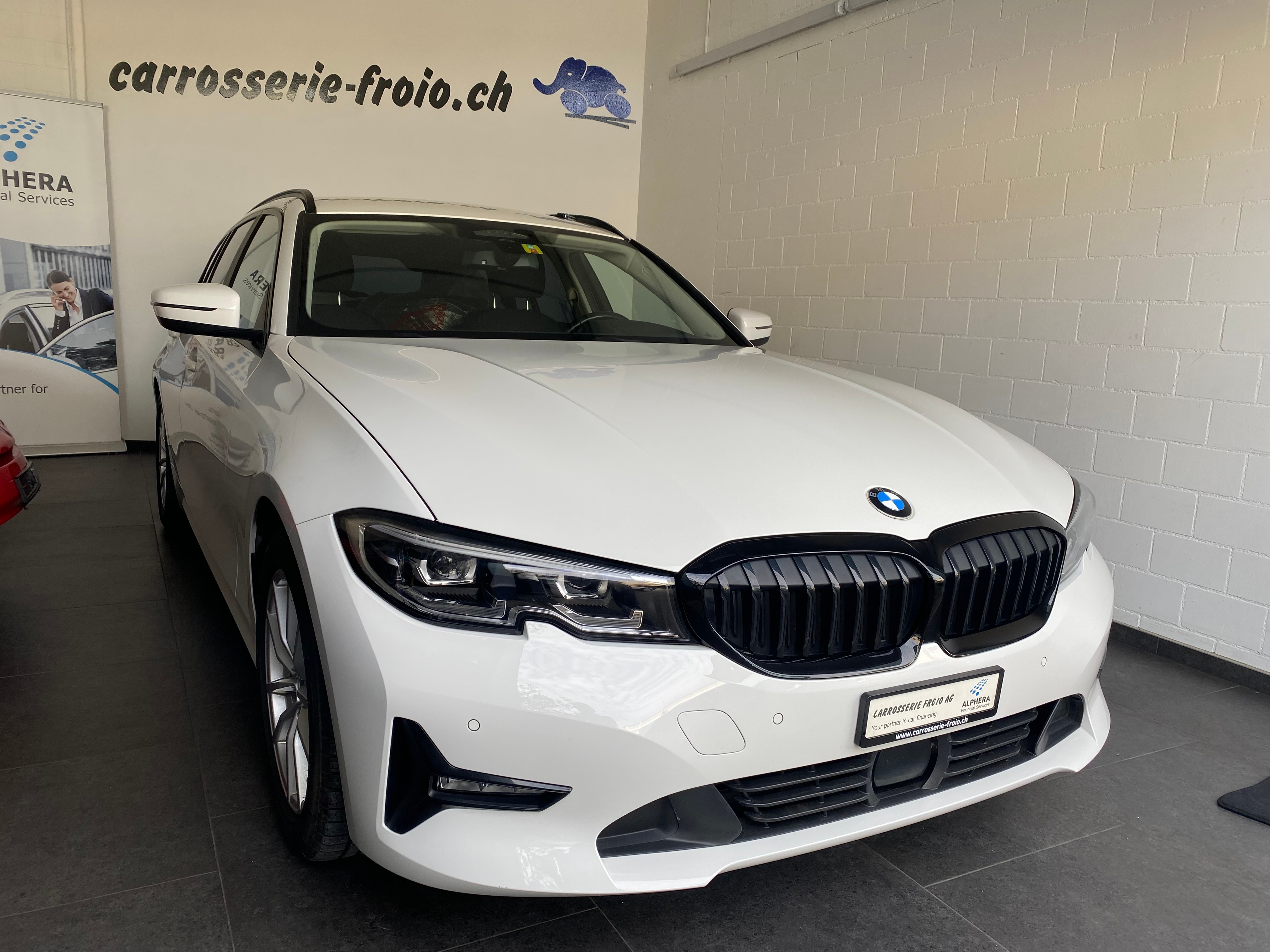 BMW 320d xDrive 48V Touring Steptronic