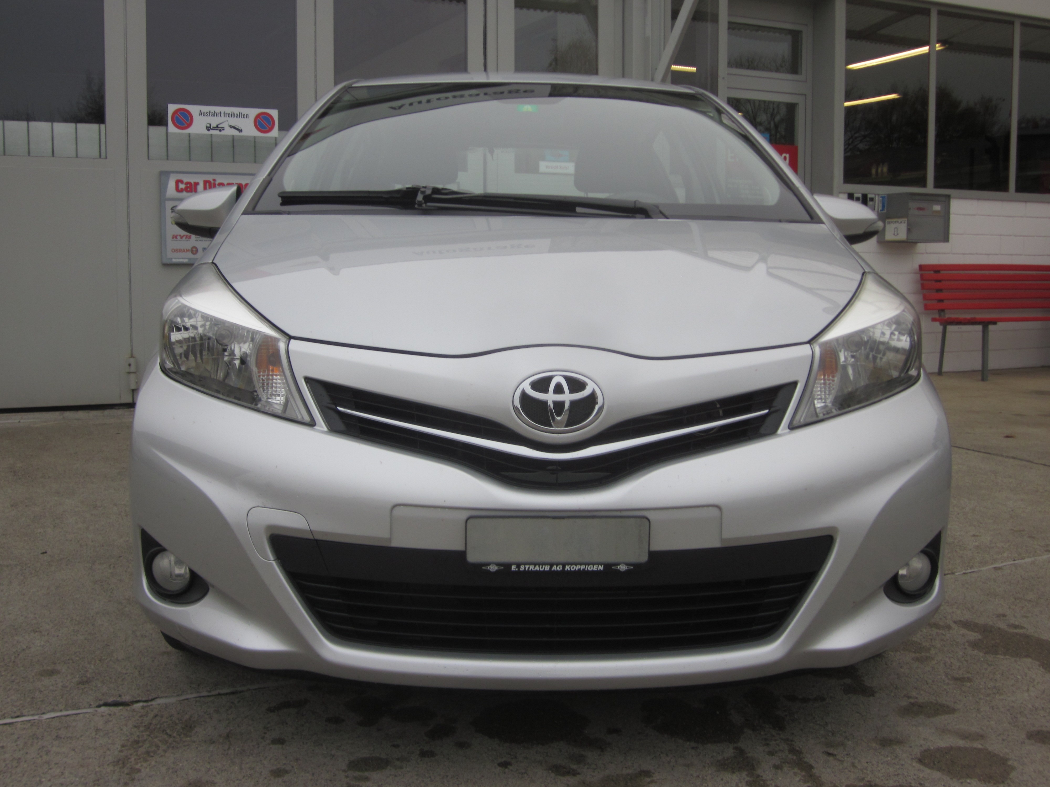 TOYOTA Yaris 1.33 Sol