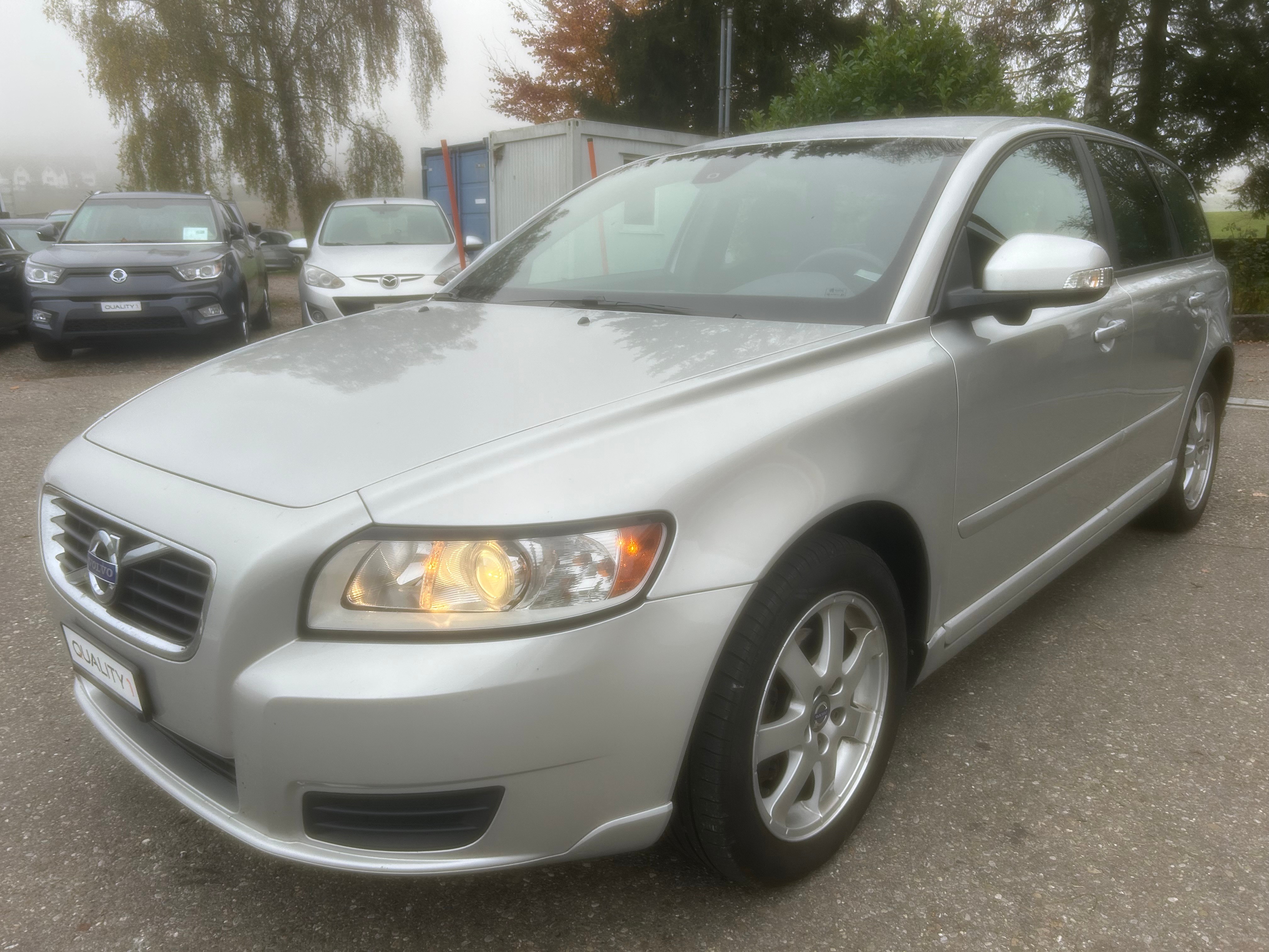 VOLVO V50 1.6