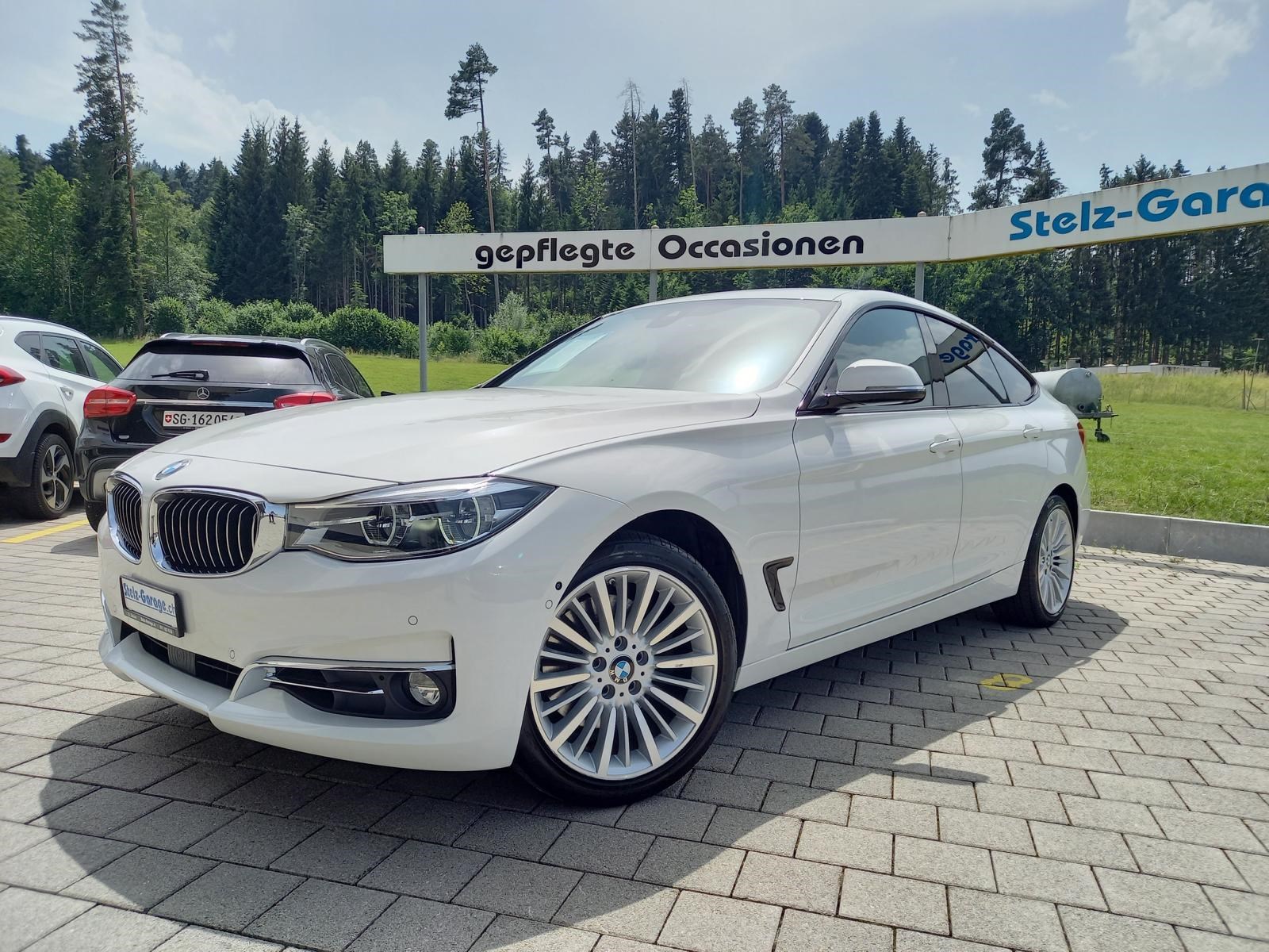 BMW 330i GT xDrive Luxury Line Steptronic