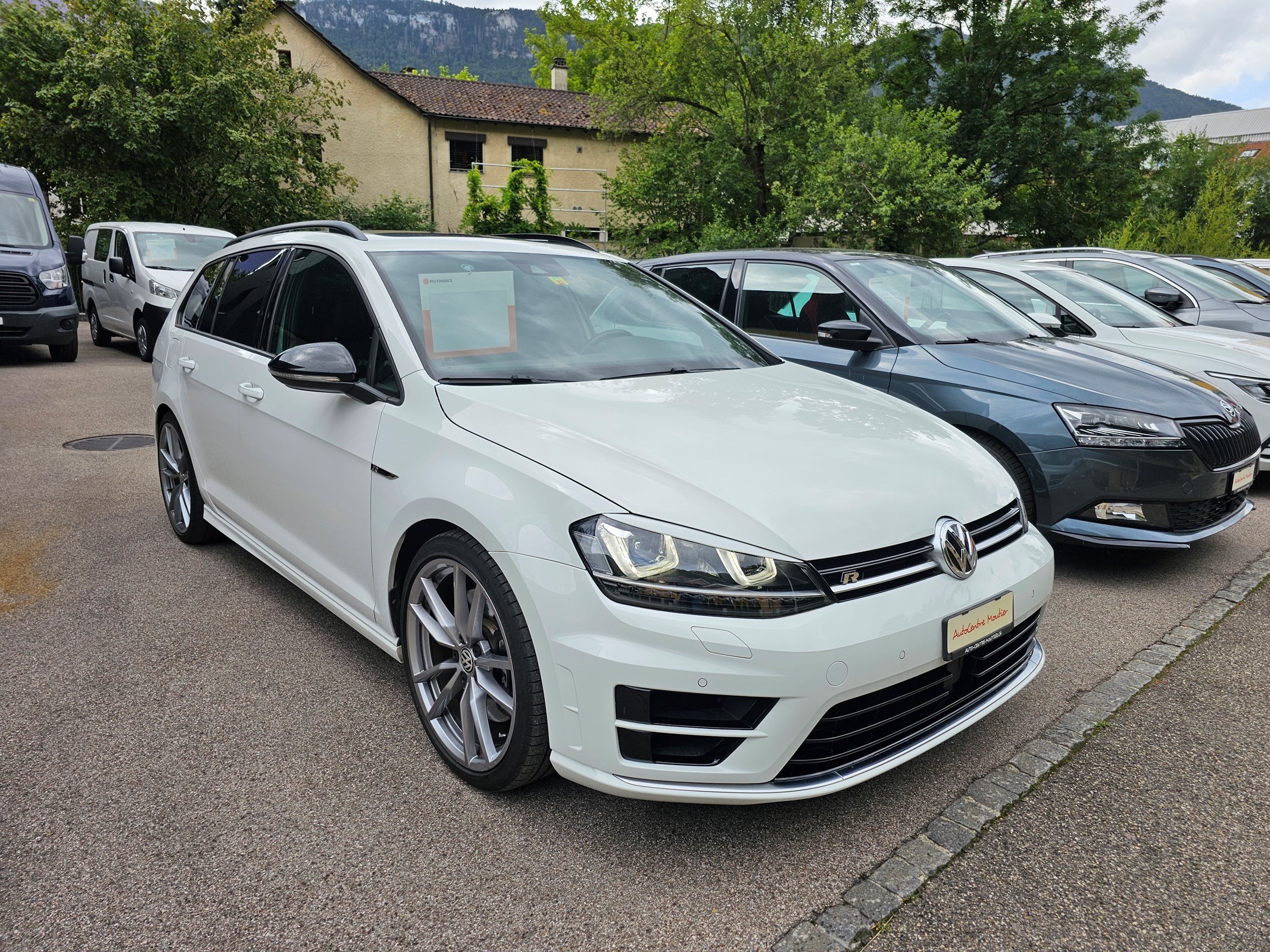 VW Golf Variant 2.0 TSI R 4 Motion DSG