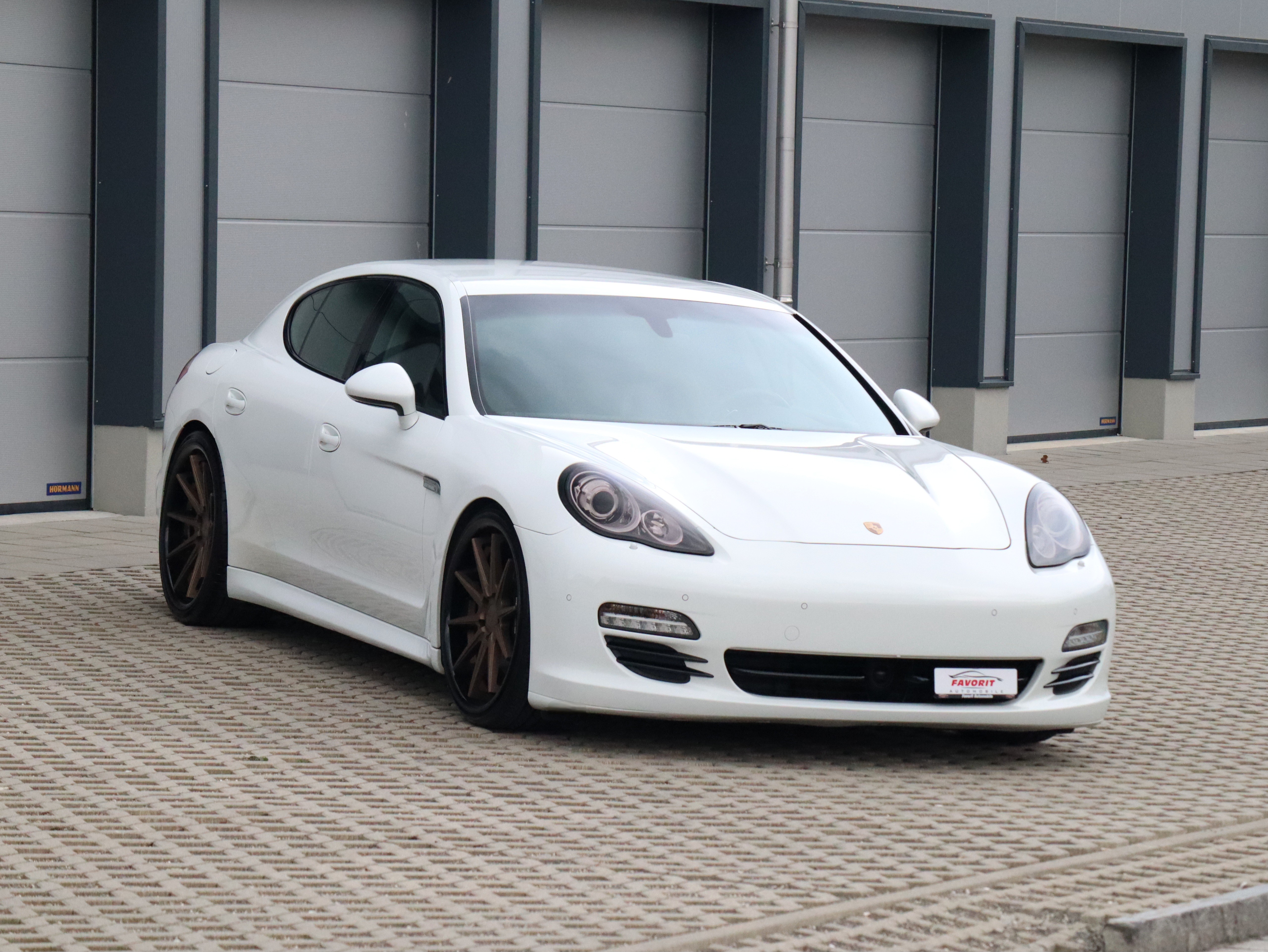 PORSCHE Panamera 4 3.6 Platinum Edition PDK (CH)