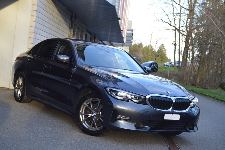 BMW 320i xDrive Steptronic Sport Line