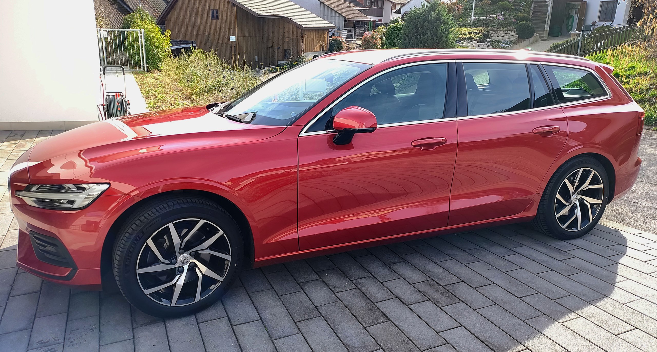 VOLVO V60 T4 Momentum Geartronic