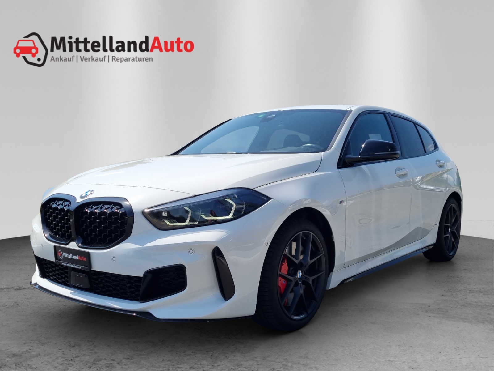 BMW M135i xDrive Steptronic