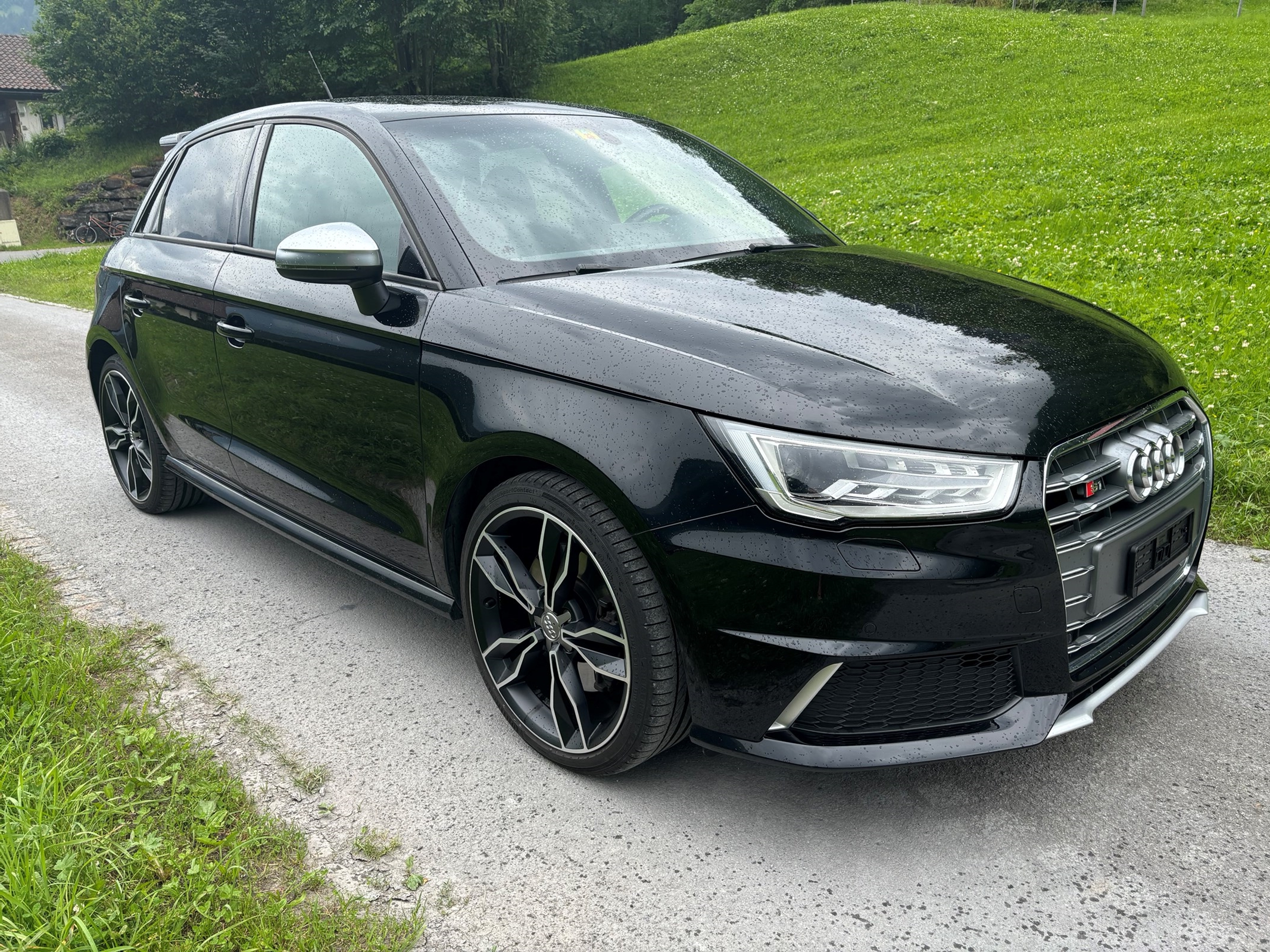 AUDI S1 Sportback 2.0 TFSI quattro