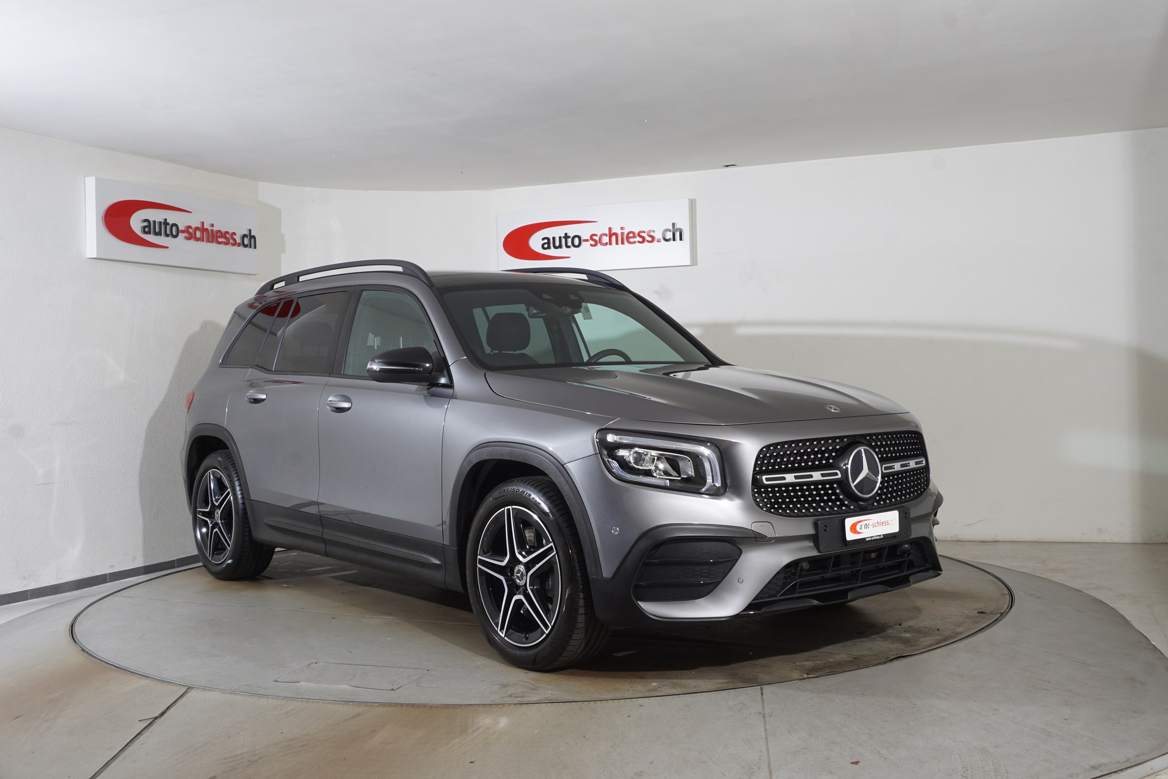 MERCEDES-BENZ GLB 250 4Matic AMG Line 8G-Tronic Night