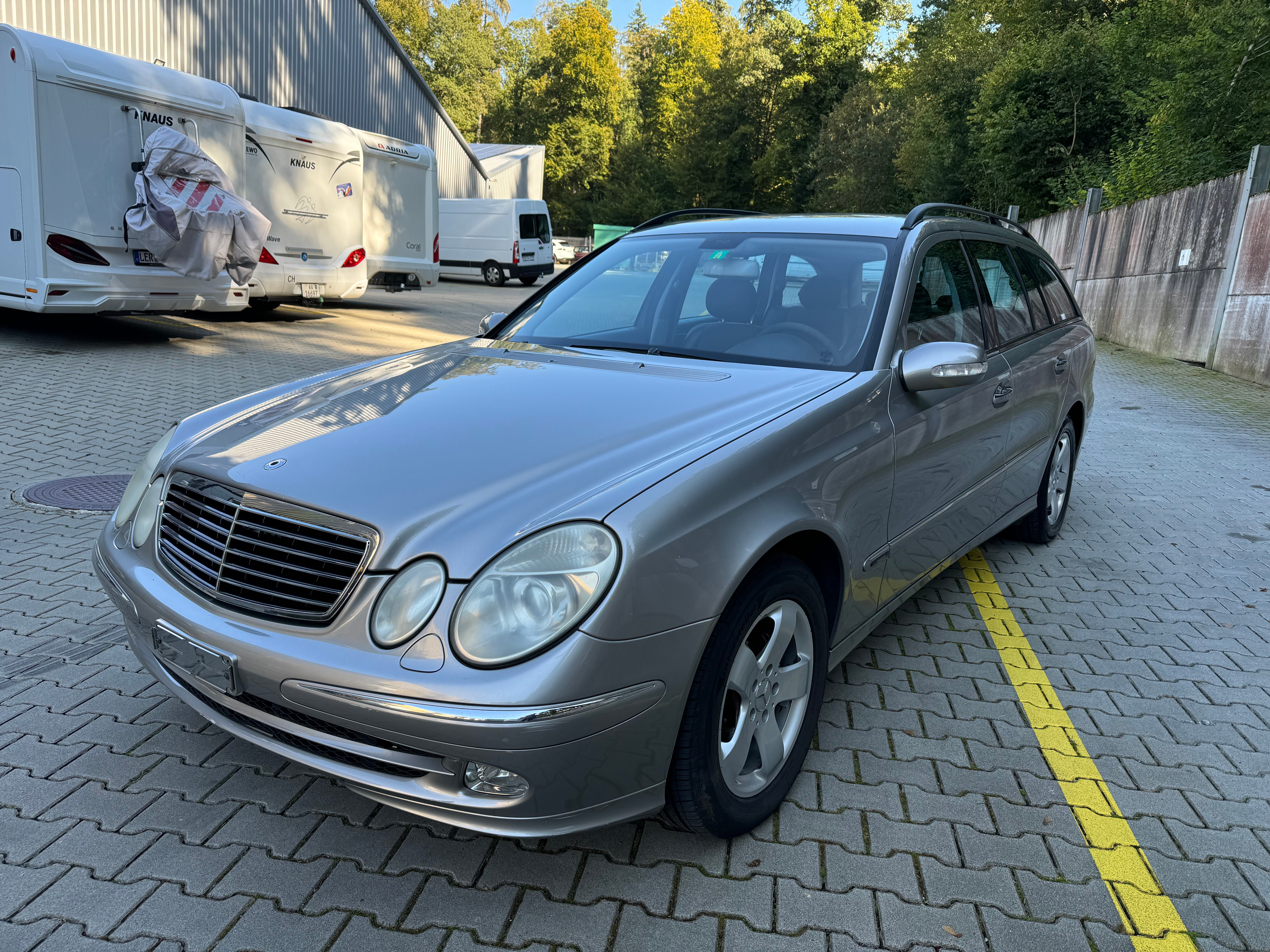 MERCEDES-BENZ E 320 Elégance 4Matic Automatic