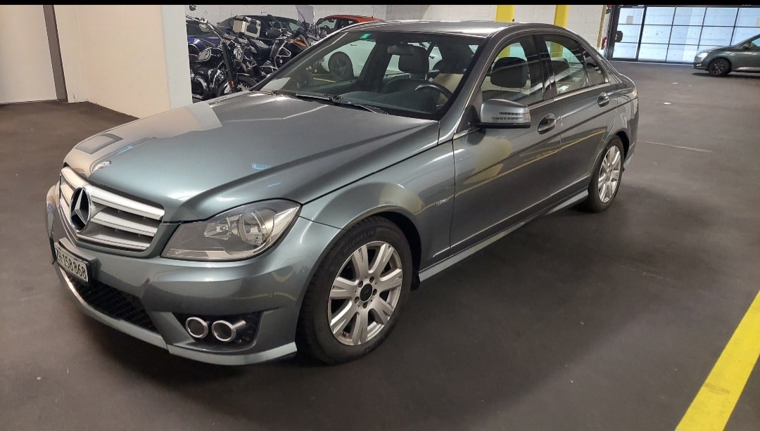 MERCEDES-BENZ C 180 BlueEfficiency Avantgarde 7G-Tronic