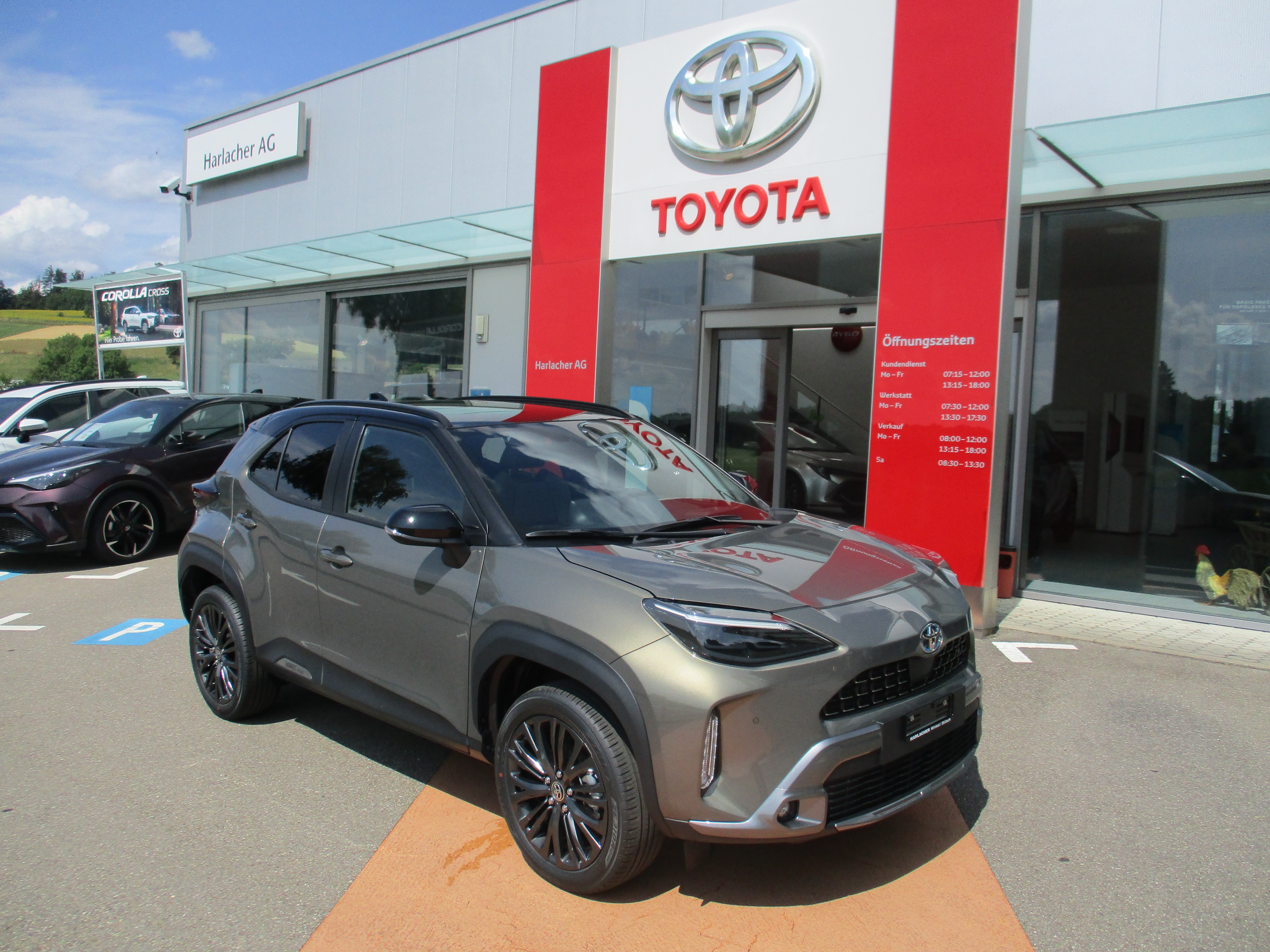 TOYOTA Yaris Cross 1.5 Adventure e-CVT AWDi