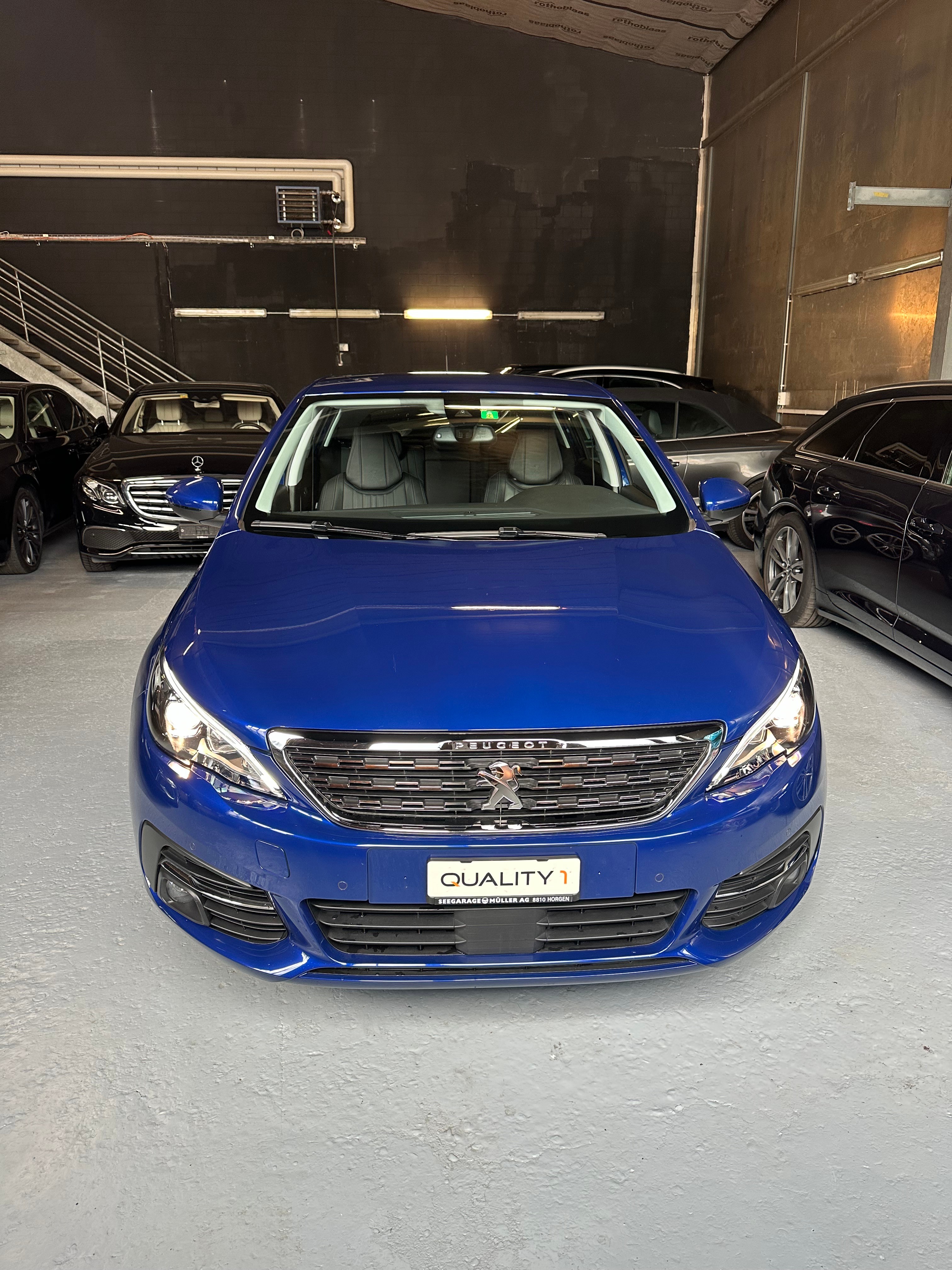 PEUGEOT 308 1.2 THP Allure Automatic 1 Hand