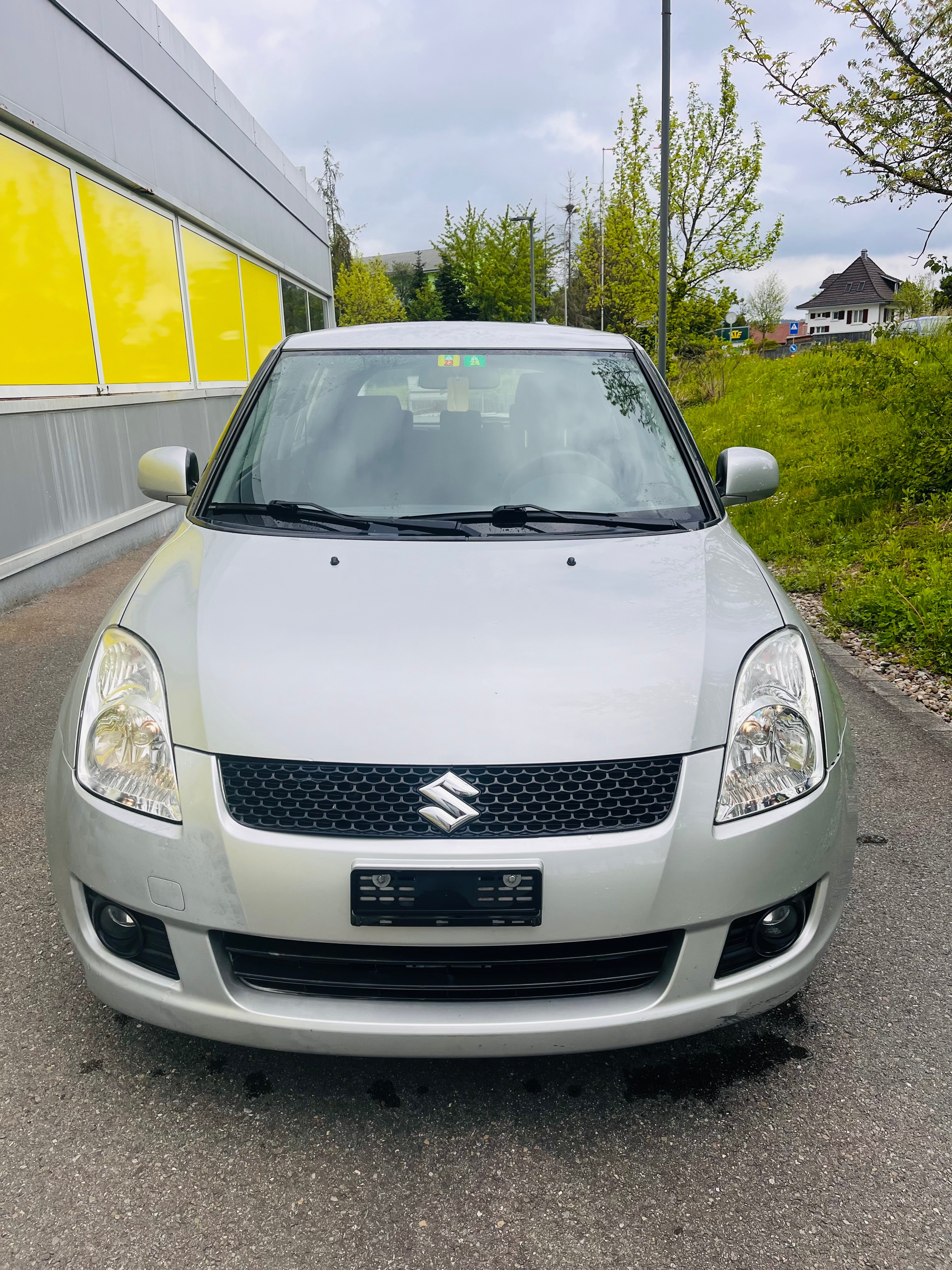 SUZUKI Swift 1.3i 16V GL 4x4