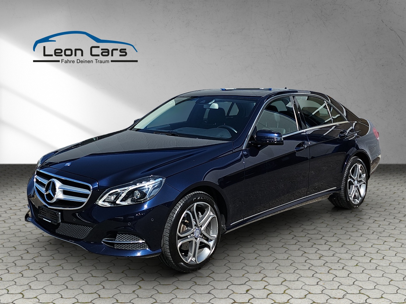 MERCEDES-BENZ E 220 CDI Avantgarde 7G-Tronic