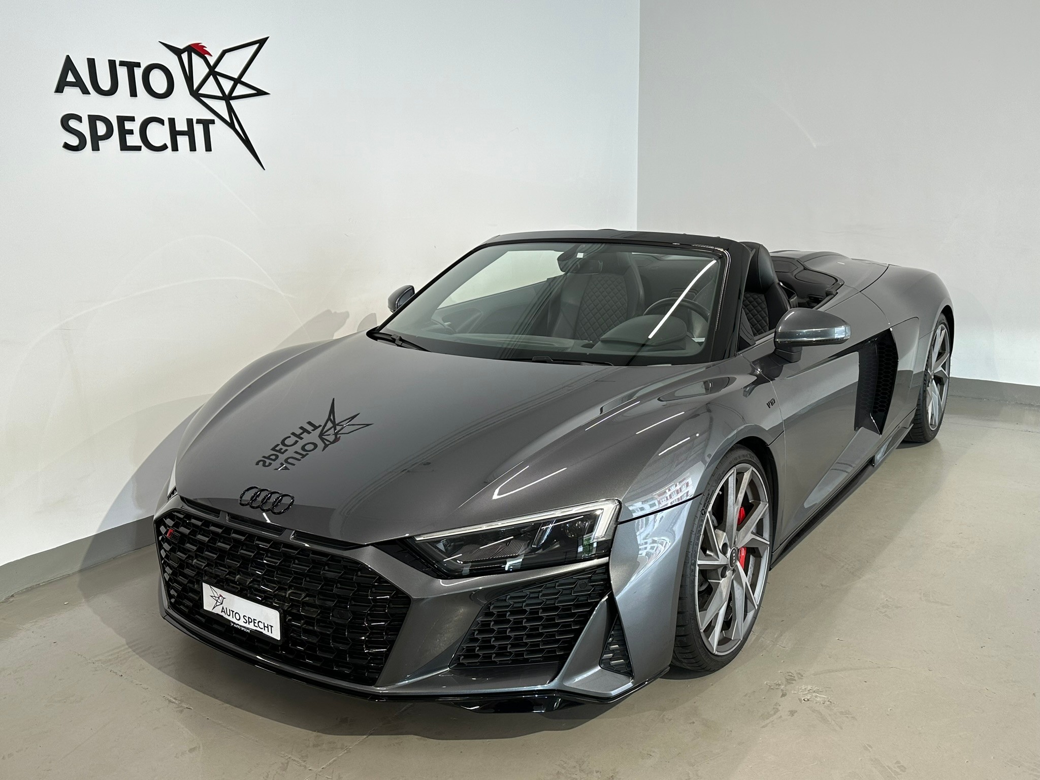 AUDI R8 Spyder RWD S-Tronic