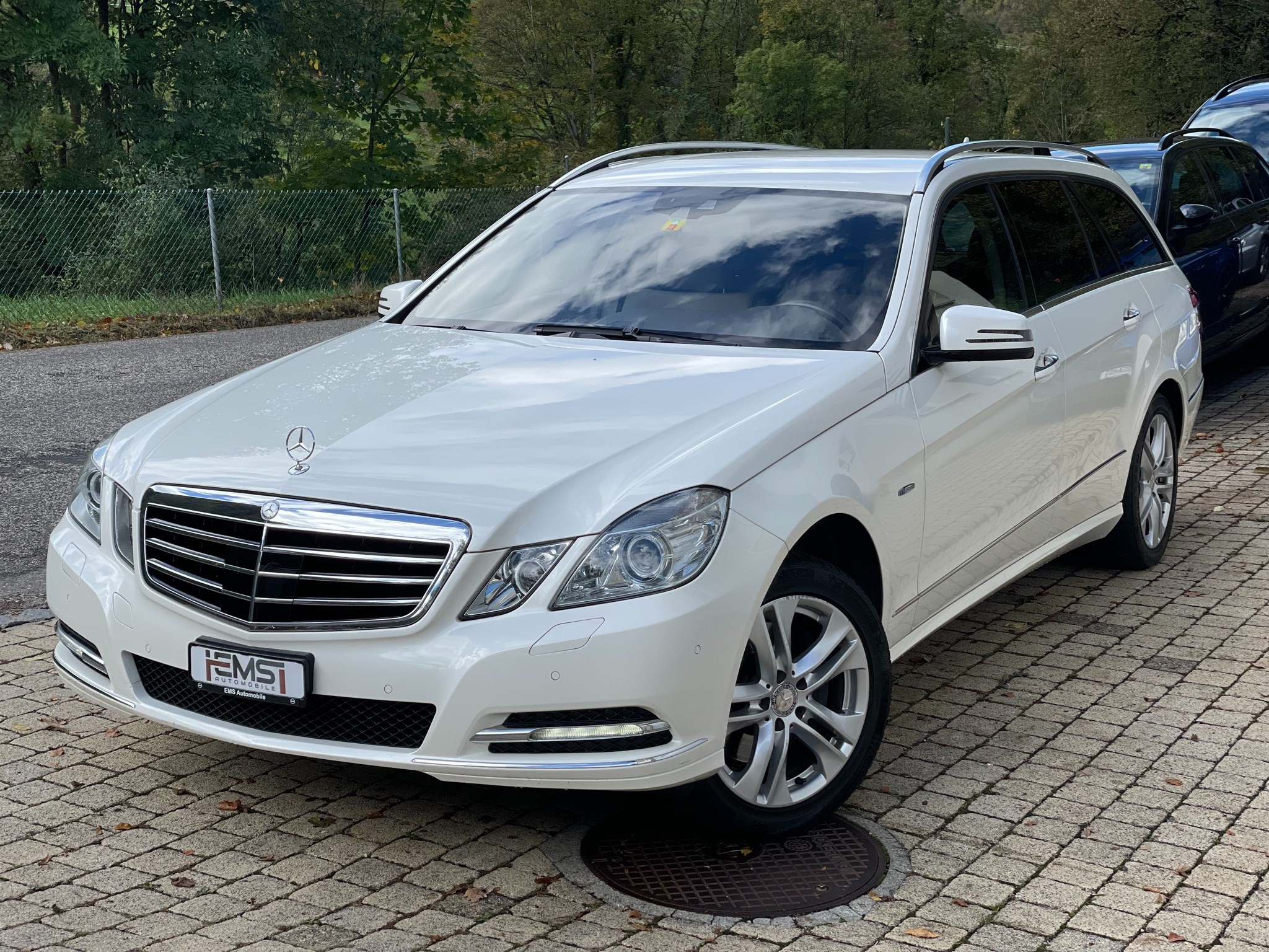 MERCEDES-BENZ E 350 CDI BlueEfficiency 4Matic 7G-Tronic