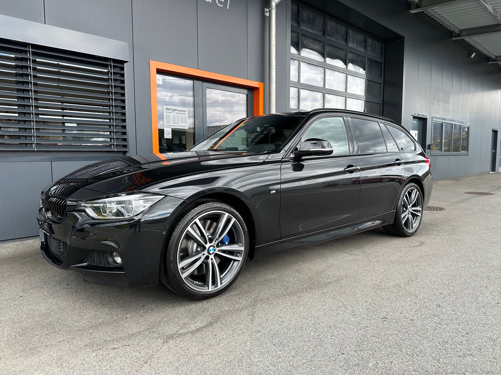 BMW 330i xDrive Touring M Sport Steptronic