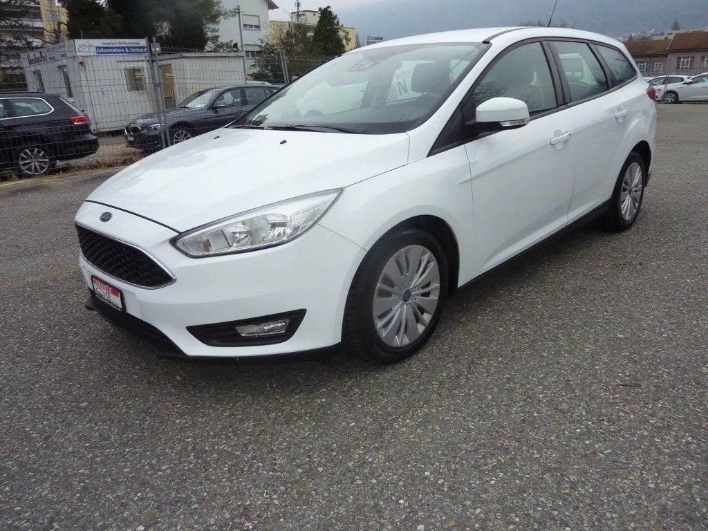 FORD Focus 1.5 TDCi Business PowerShift * Gr. Navi * Klima * PDC H * Tempomat * Frisch Ab MFK