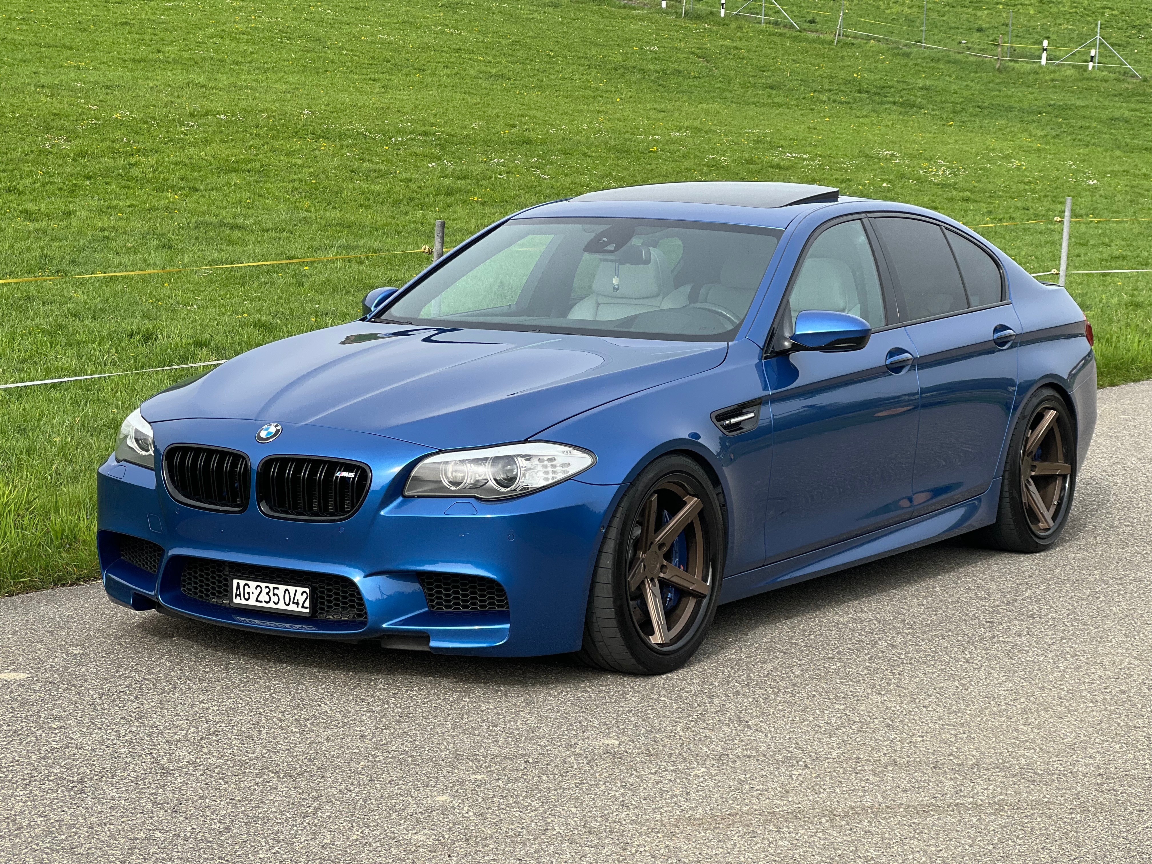 BMW M5 Drivelogic