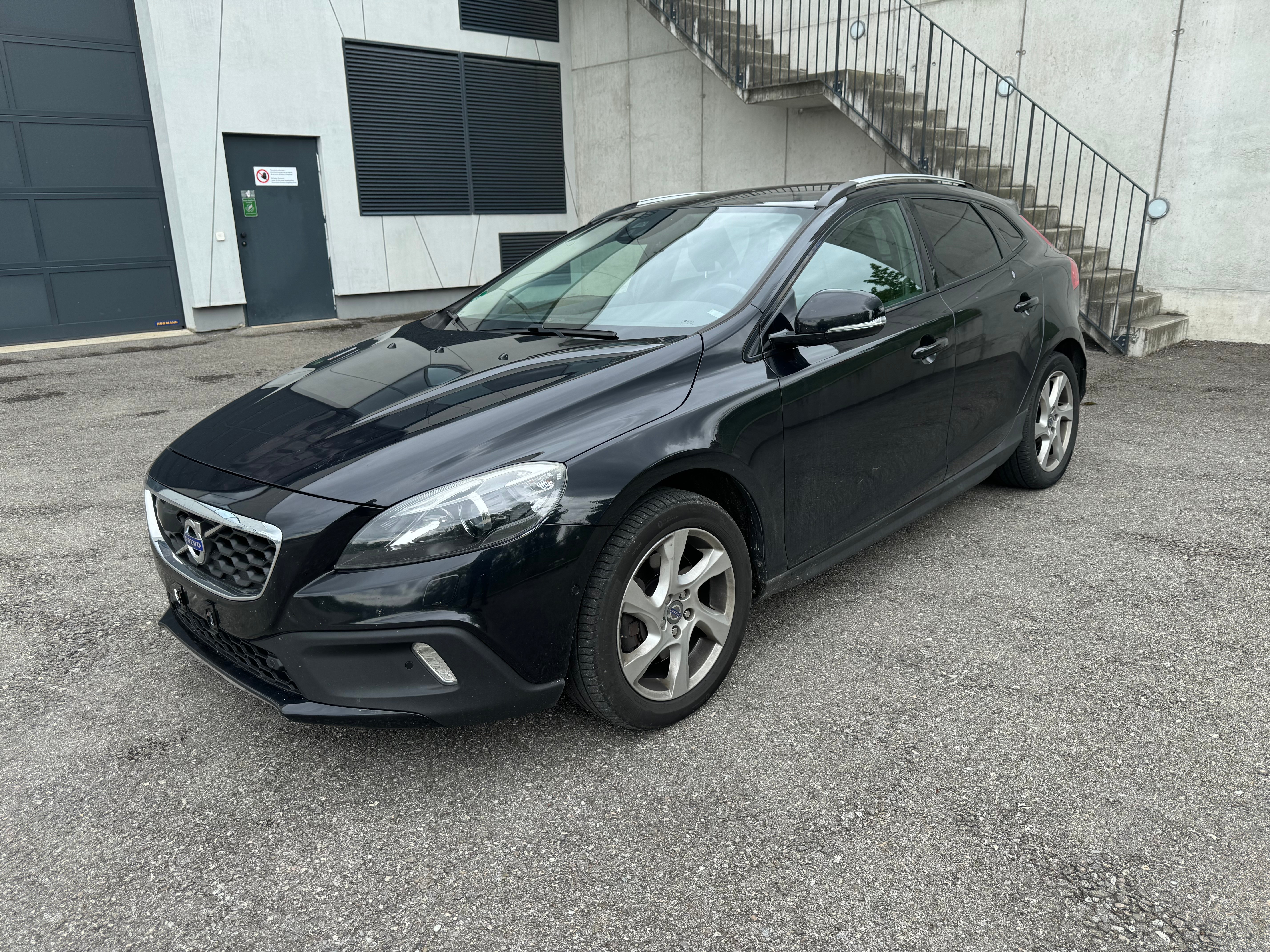 VOLVO V40 Cross Country T5 AWD Summum Geartronic