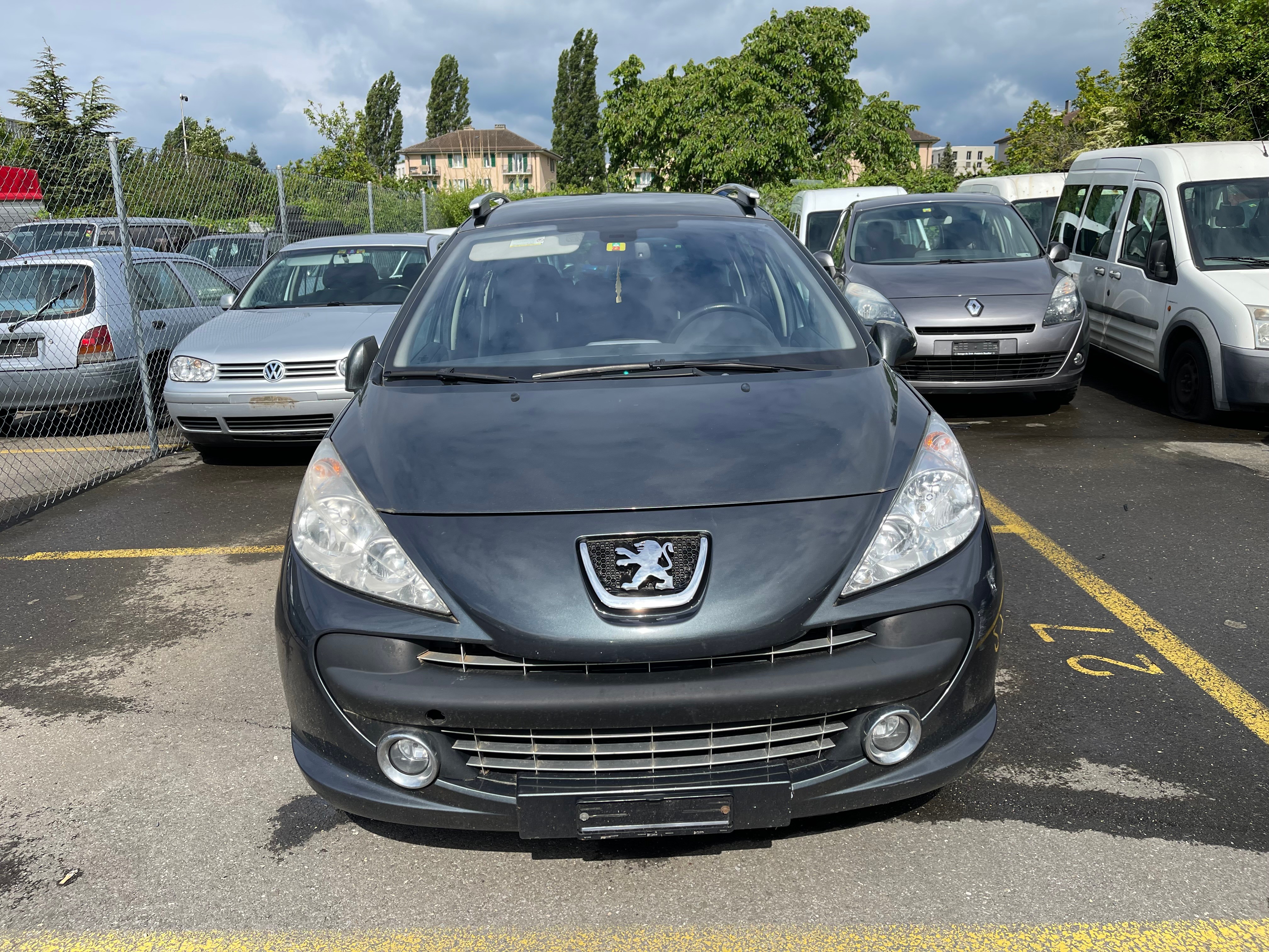 PEUGEOT 207 SW 1.6 16V Trendy Automatic