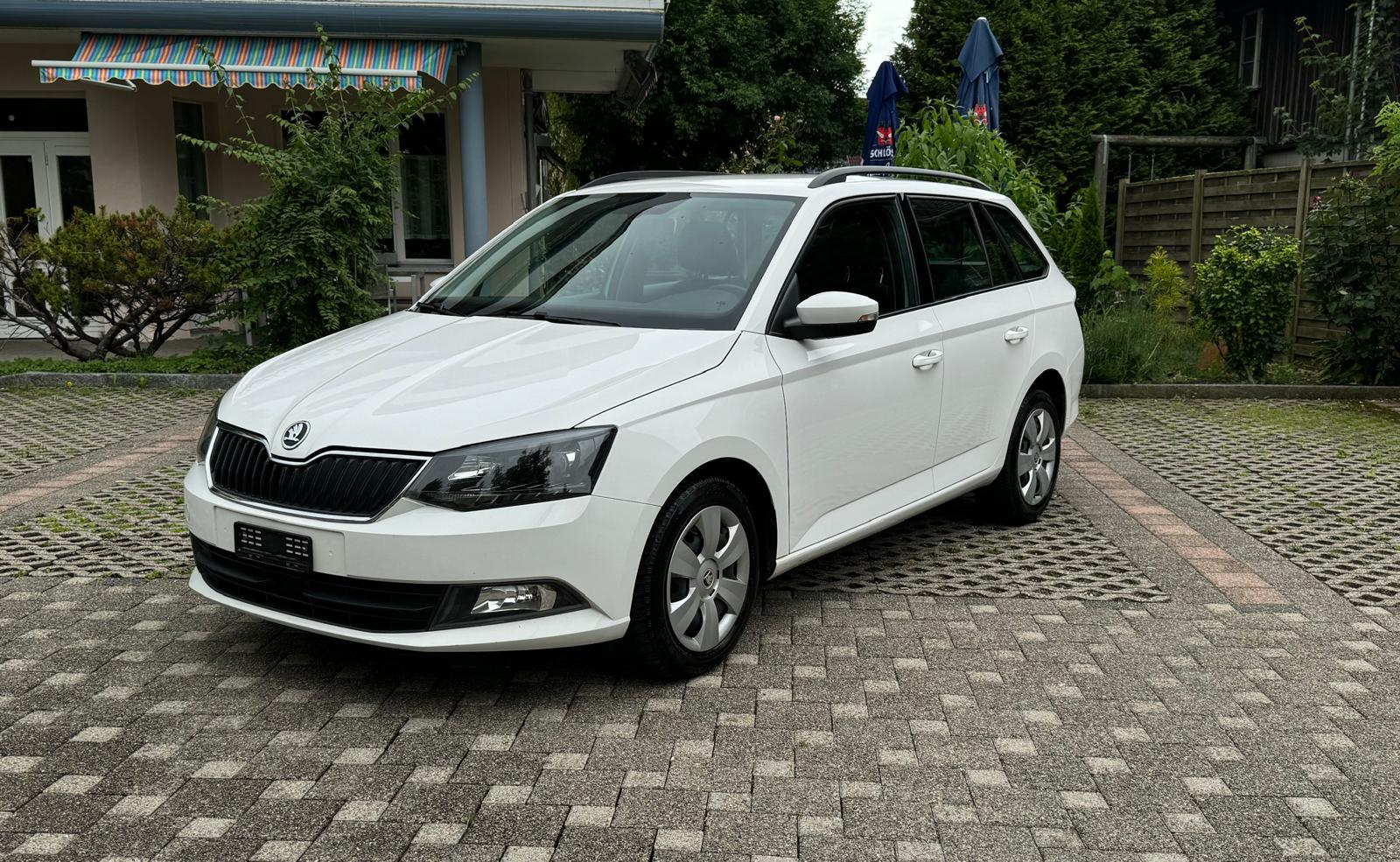 SKODA Fabia 1.0 TSI Ambition DSG