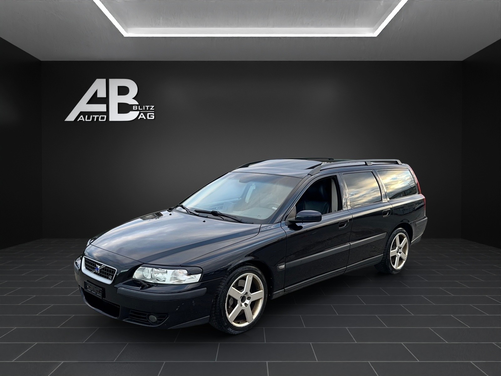 VOLVO V70 R AWD