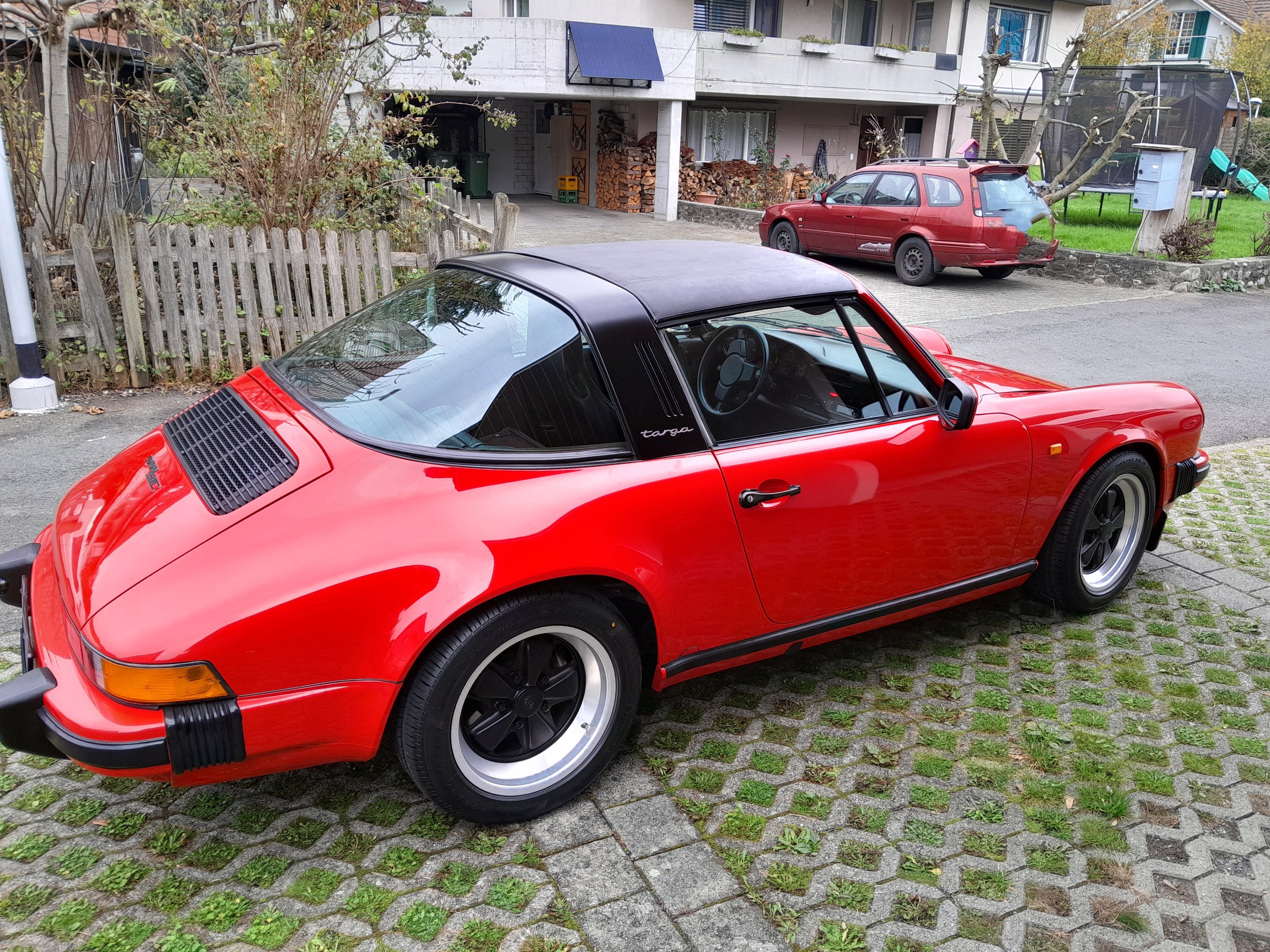 PORSCHE 911 SC Targa