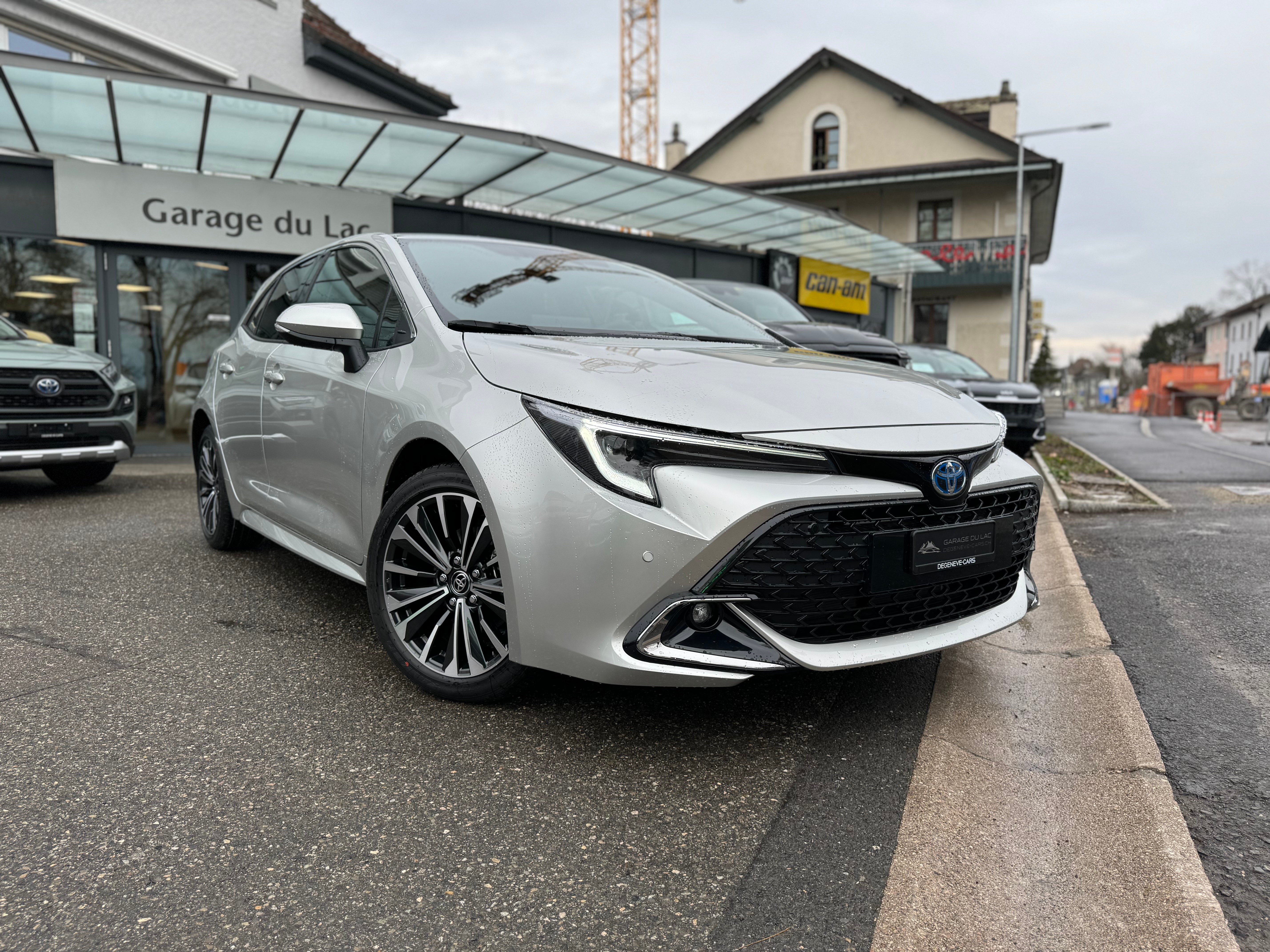 TOYOTA Corolla 1.8 HSD Trend e- CVT