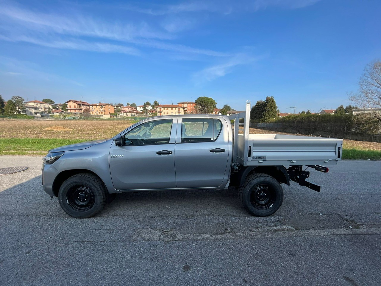 TOYOTA Hilux 2.4D-4D Comfort Double Cab 4x4