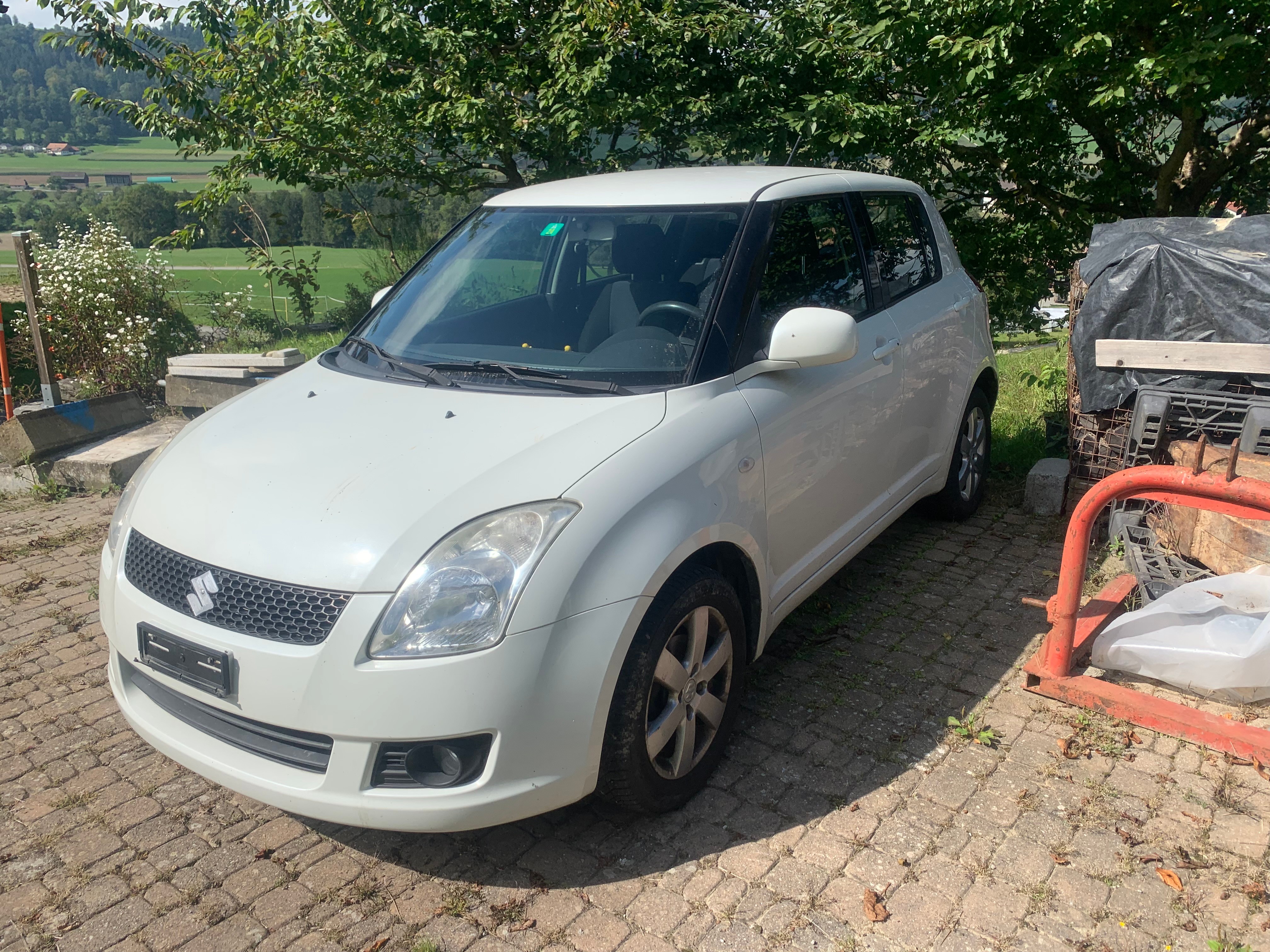 SUZUKI Swift 1.3i 16V GL 4x4