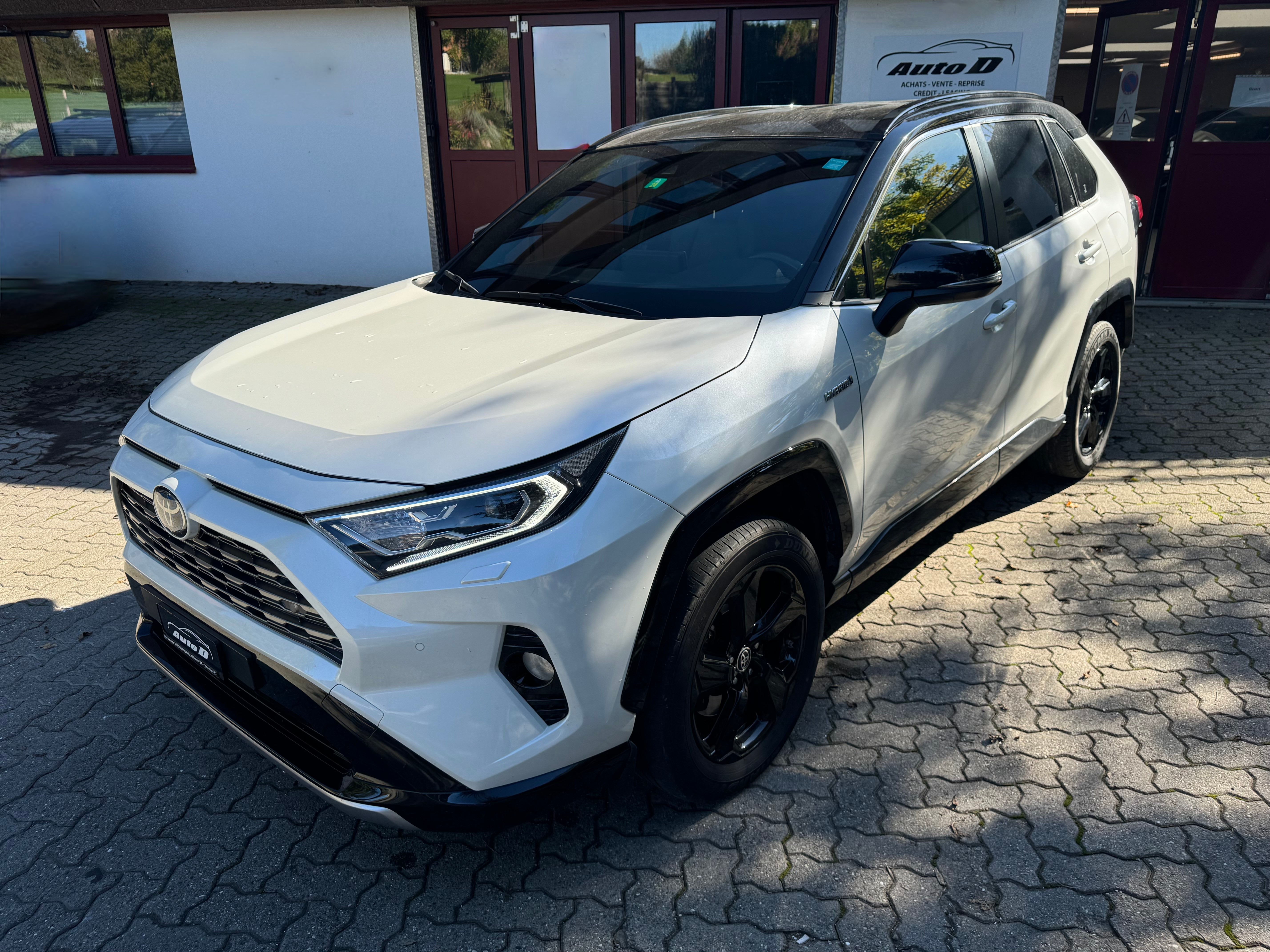 TOYOTA RAV-4 2.5 HSD Premium e-CVT 4WD